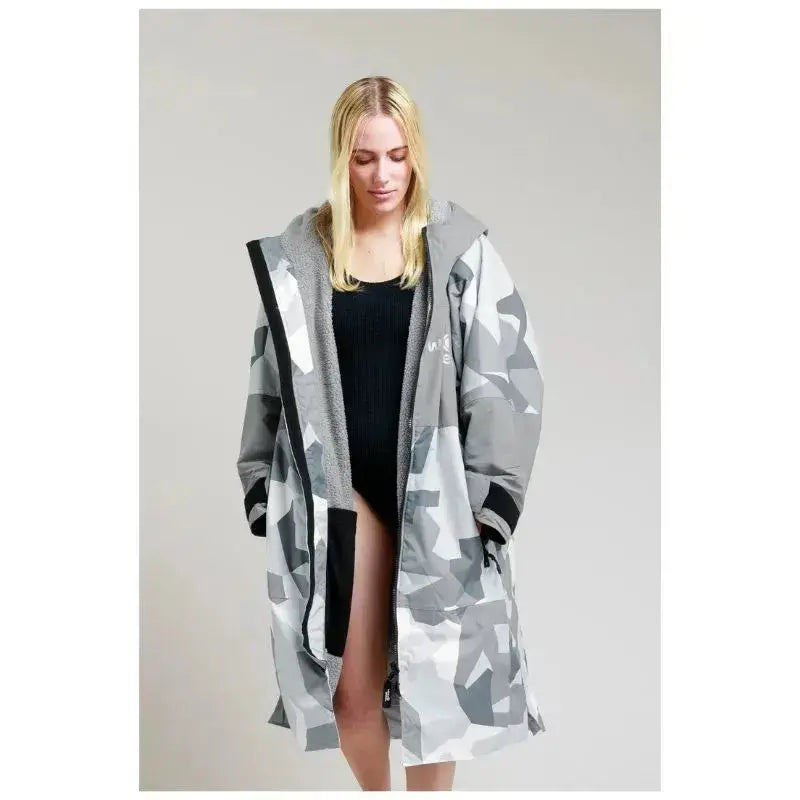 Arctic Camo Waterproof Swimming Robe for Adults - Unisex Hard Shell Quick-Dry Bathrobe for Beach, Pool & Outdoor Activities