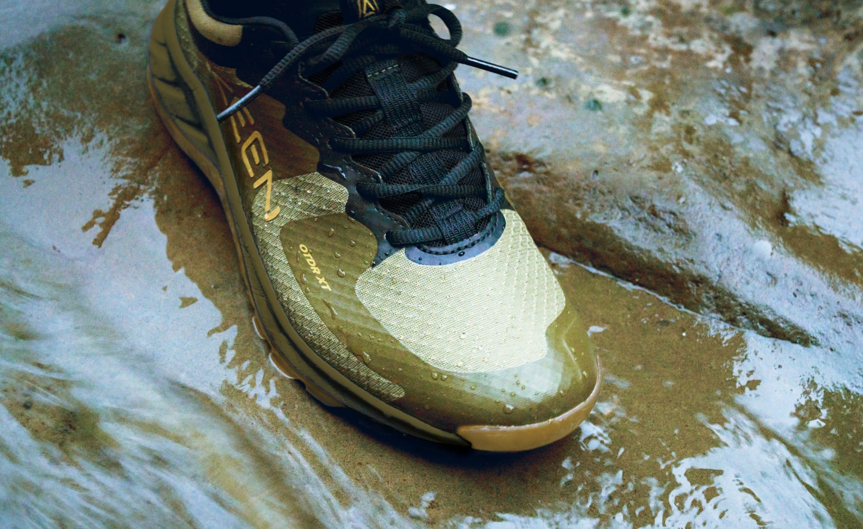 Men's Versacore Waterproof Hiking Shoes - Lightweight & Durable Outdoor Footwear for Trail Running & Camping (Brindle/Gold Flame) - Perfect for Hiking, Travel & Wet Weather Adventures
