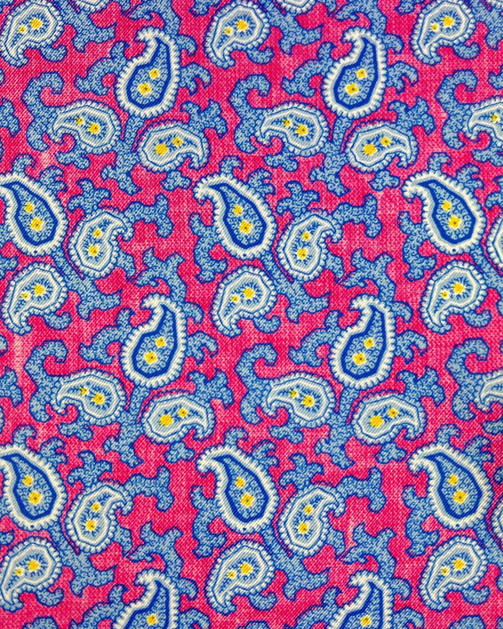 DÉCLIC Aversa Paisley Hanky Scarf - Stylish Pink Floral Print Fashion Accessory for Women, Perfect for Parties, Weddings & Everyday Elegance