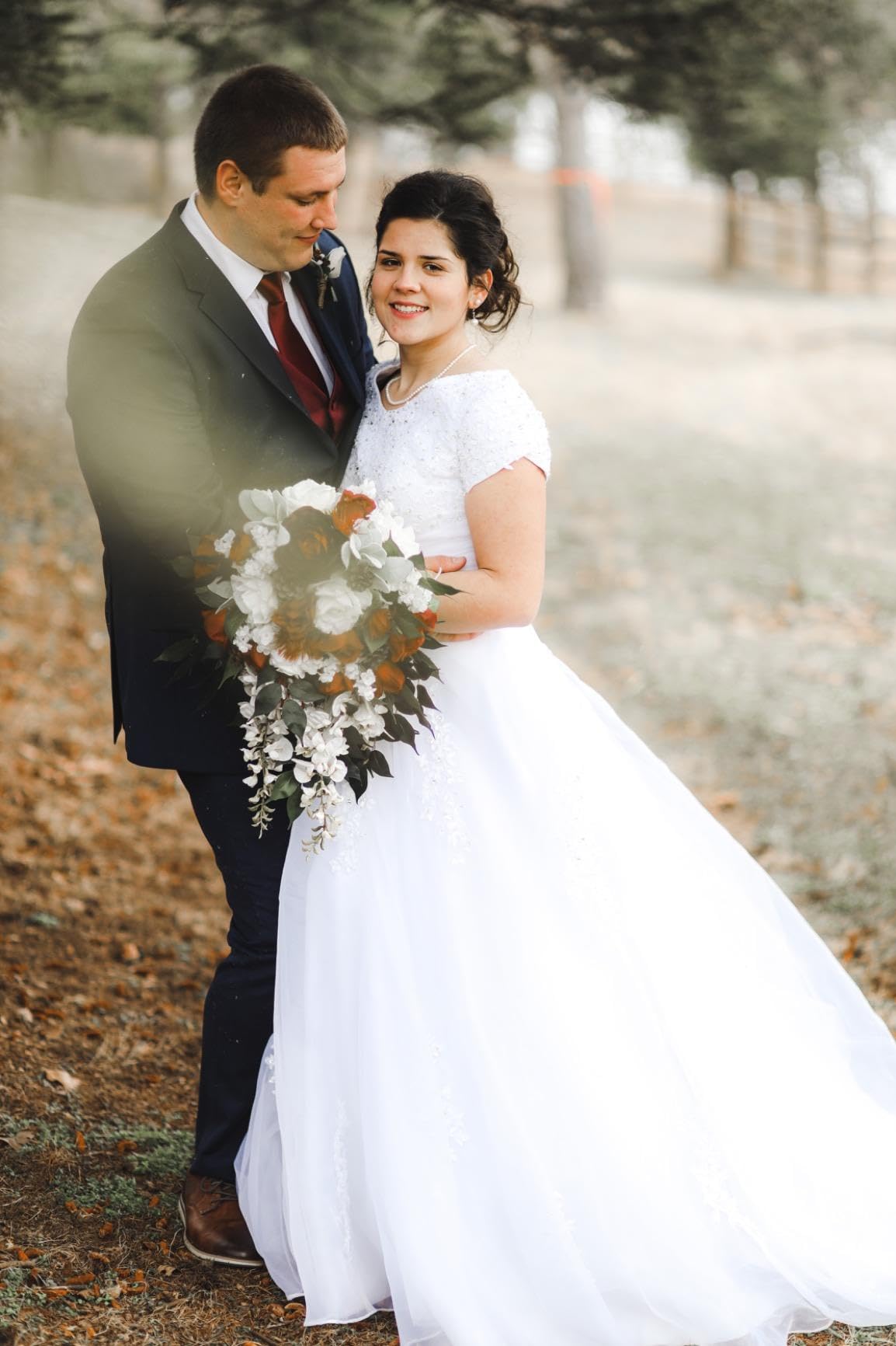 Elegant Lace Wedding Dresses for Bride - Long Tulle Bridal Gown with Appliques | Perfect for Church Ceremony, Beach Wedding & Romantic Photoshoots