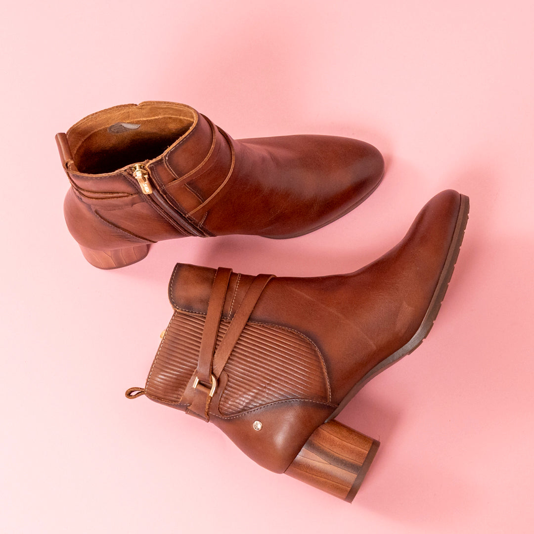 Calafat Tan PIKOLINOS - Premium Leather Loafers for Men | Comfortable & Stylish Slip-On Shoes for Casual & Business Wear