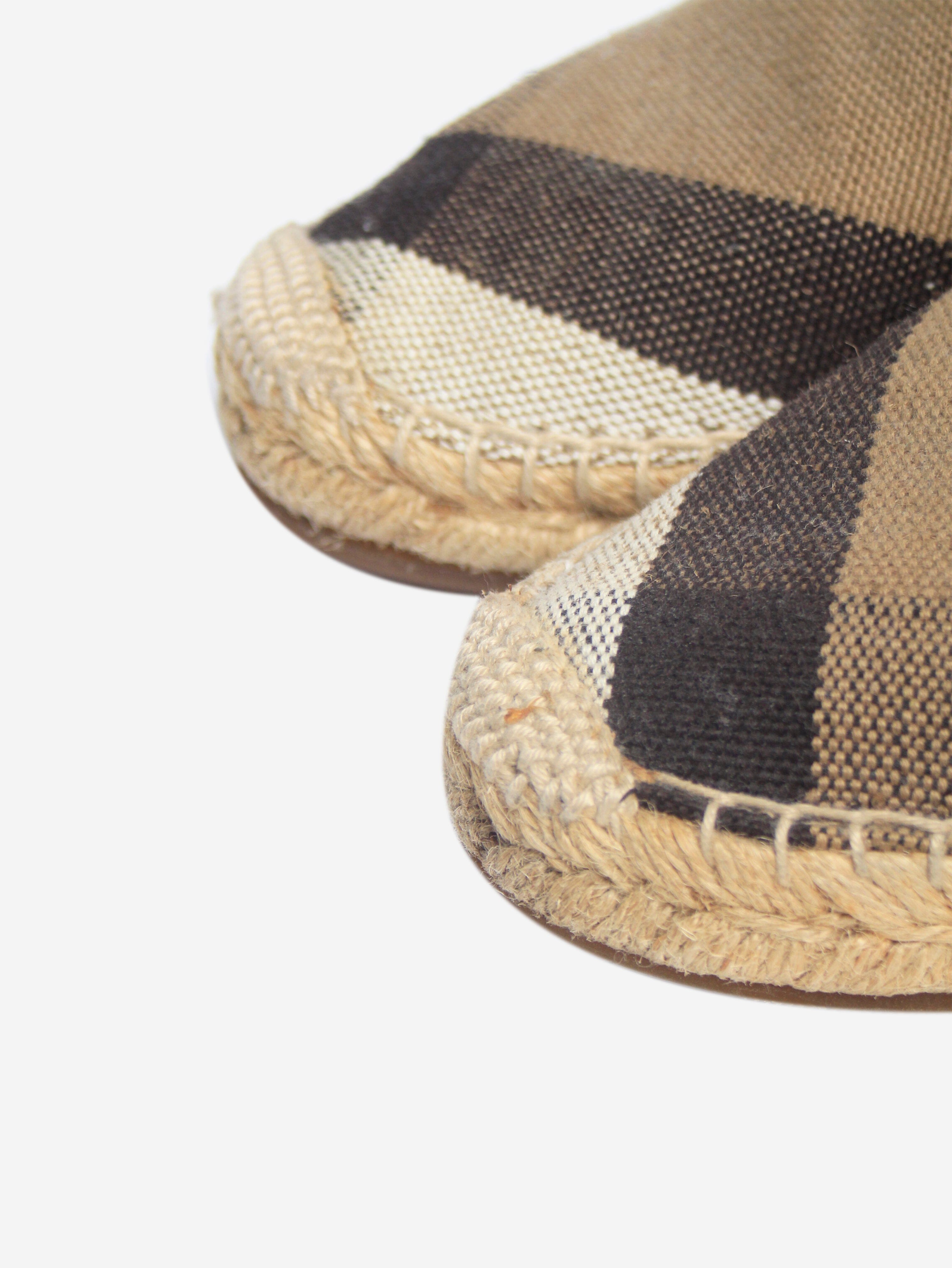 Stylish Brown Check Canvas Espadrilles Women's Size EU 37.5 (US 7.5) - Comfortable Summer Shoes for Beach, Vacation & Casual Outings