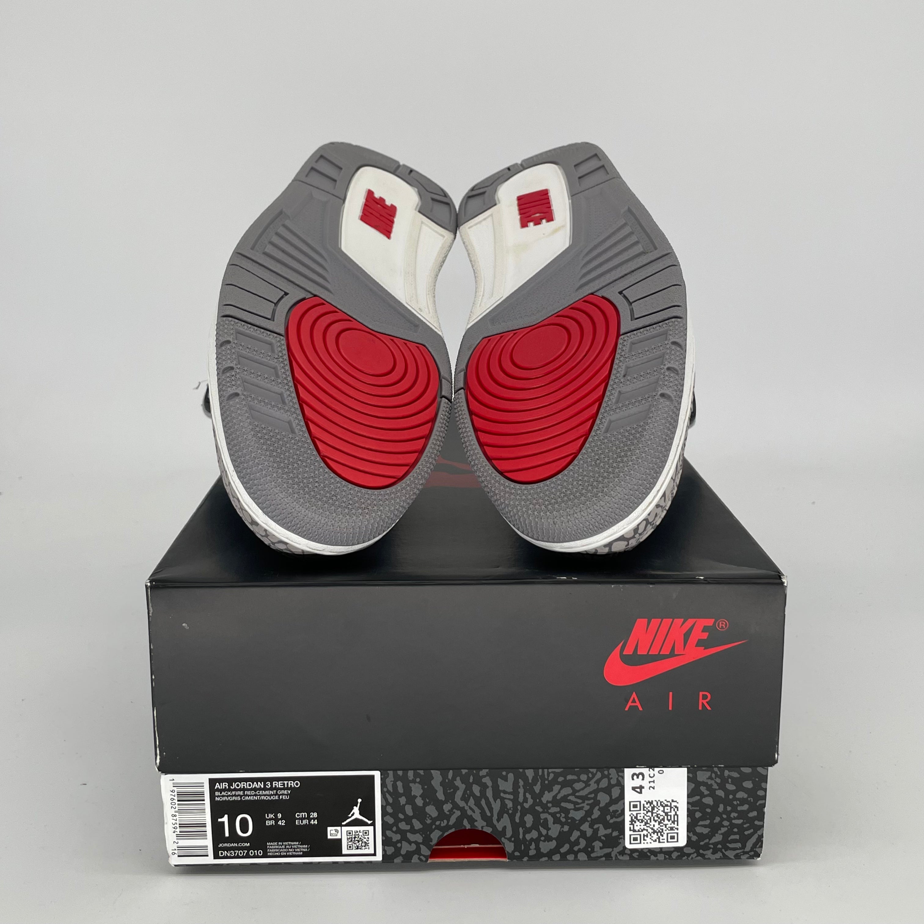 Original Air Jordan 3 Retro 'Black Cement' Men's Basketball Shoes - Size 10 & Women's Size 11.5 (Style DN3707-010) - Perfect for Streetwear, Sneaker Collecting & Casual Fashion