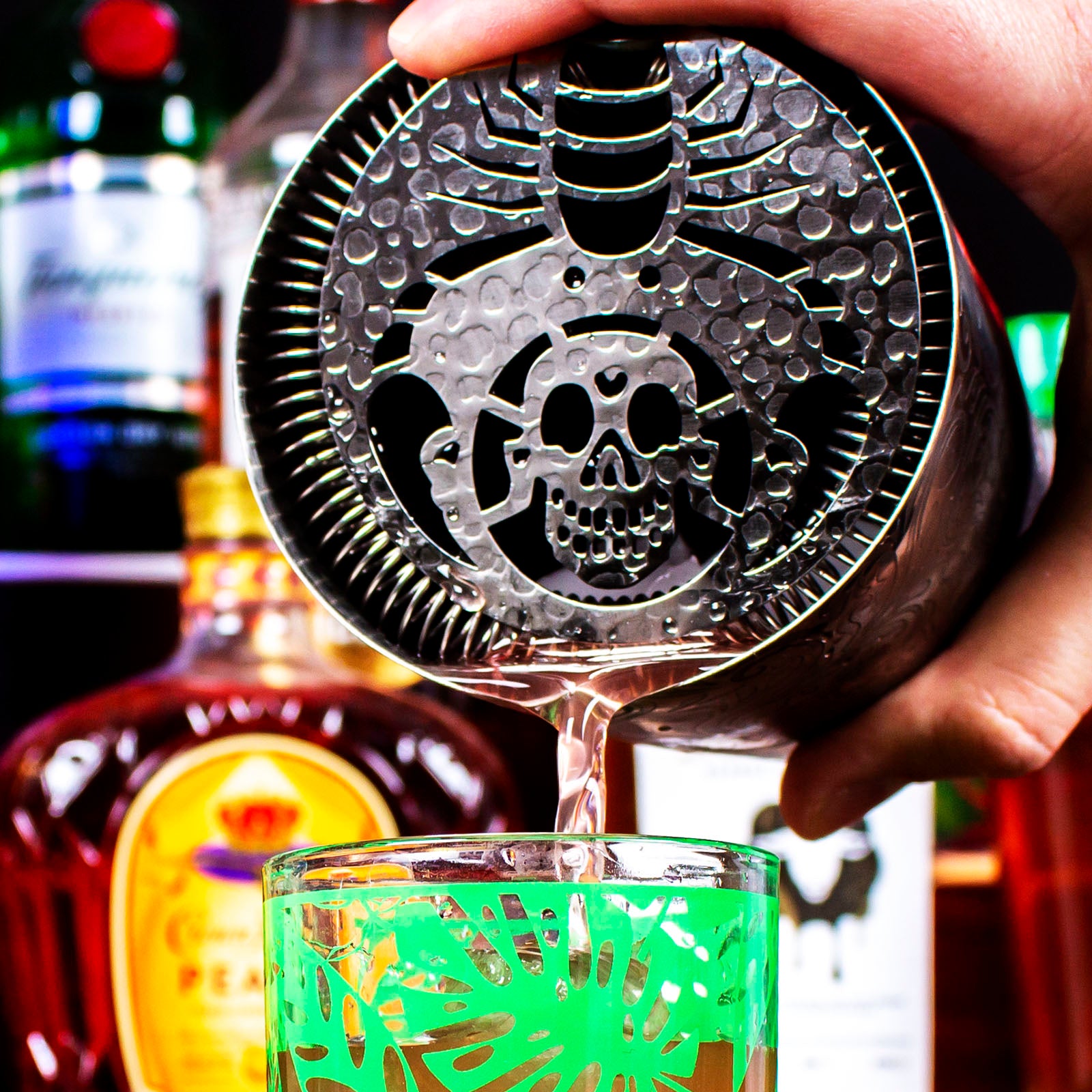 BarConic® Scorpion Skull Cocktail Strainer - Premium Stainless Steel Bar Tool for Mixing Drinks, Perfect for Home Bars, Cocktail Parties & Professional Bartending