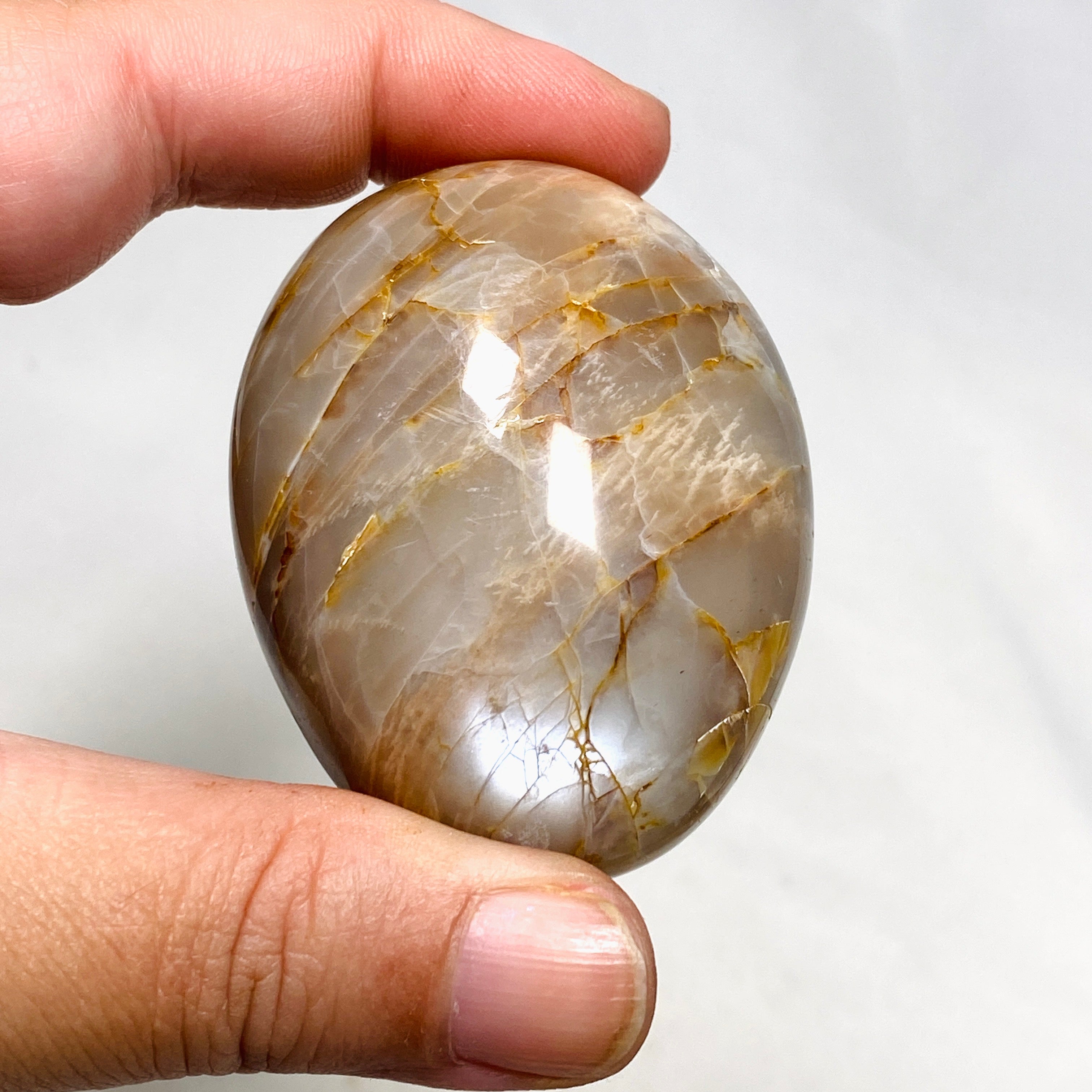 Natural Peach Moonstone Palm Stone - Healing Crystal for Stress Relief & Meditation - Perfect for Reiki, Yoga & Spiritual Practices