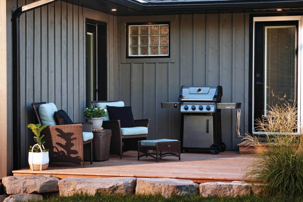 Napoleon Freestyle 425 Propane Gas Grill - F425DPGT Model for Outdoor BBQ, Patio & Backyard Cooking