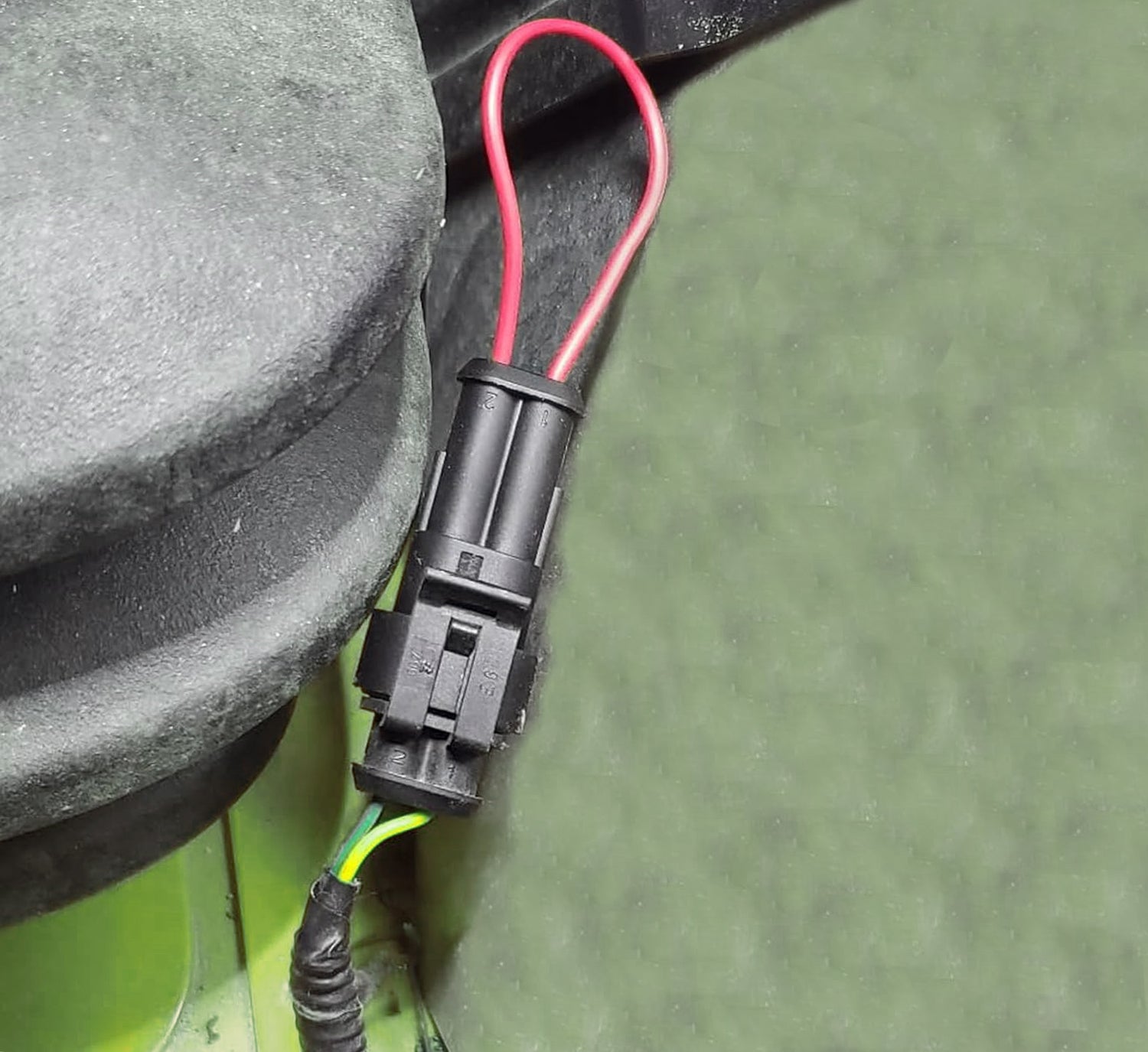 2-Piece Buckle Restraint Override Bypass Adapters for Kioti & Bobcat Tractor Seats - Universal Fit for Enhanced Comfort and Safety During Long Farming Sessions