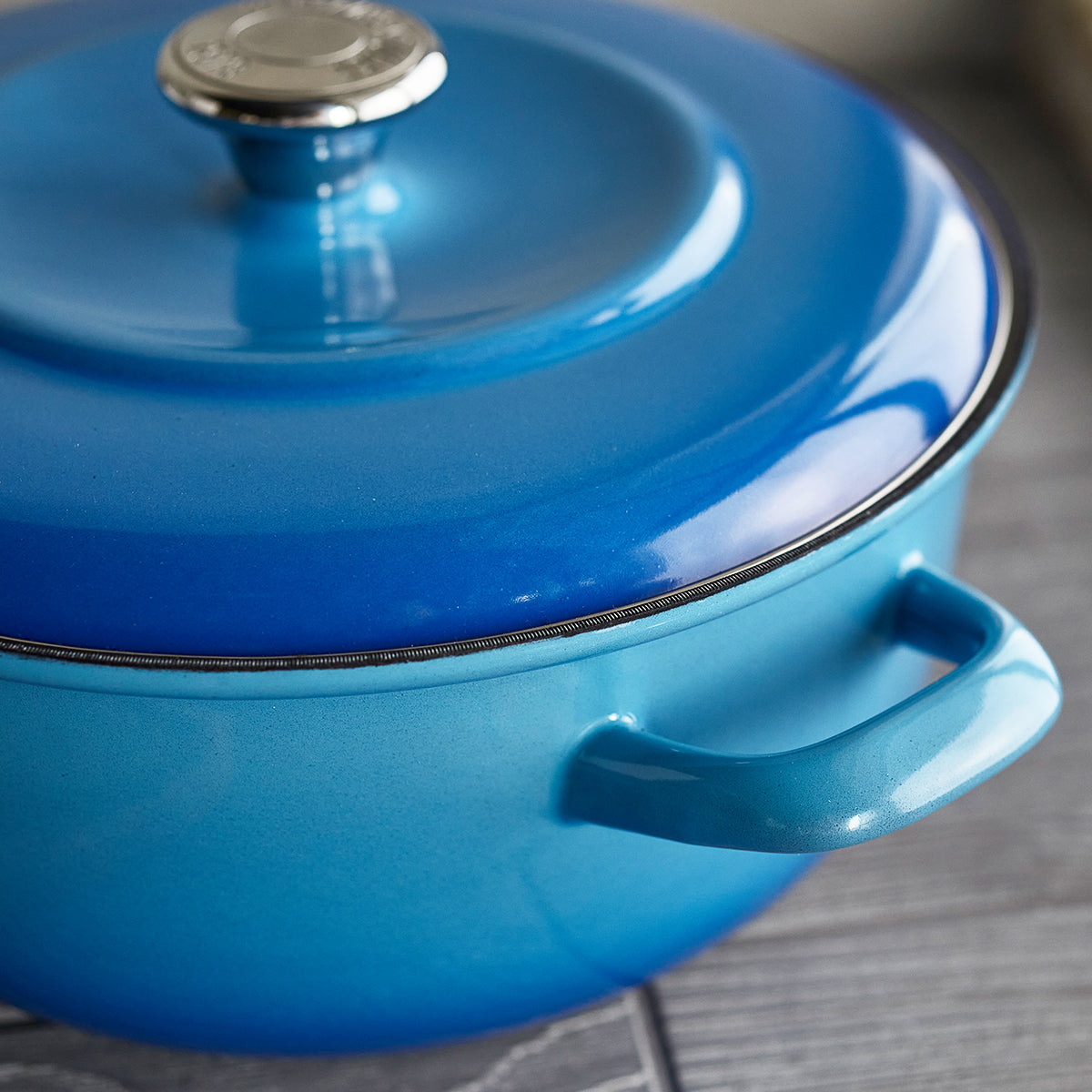 Merten & Storck Enameled Cast Iron Dutch Oven 5.3 Quart - Azure Blue | Heavy Duty Cookware for Baking, Roasting & Slow Cooking | Stovetop to Oven Safe