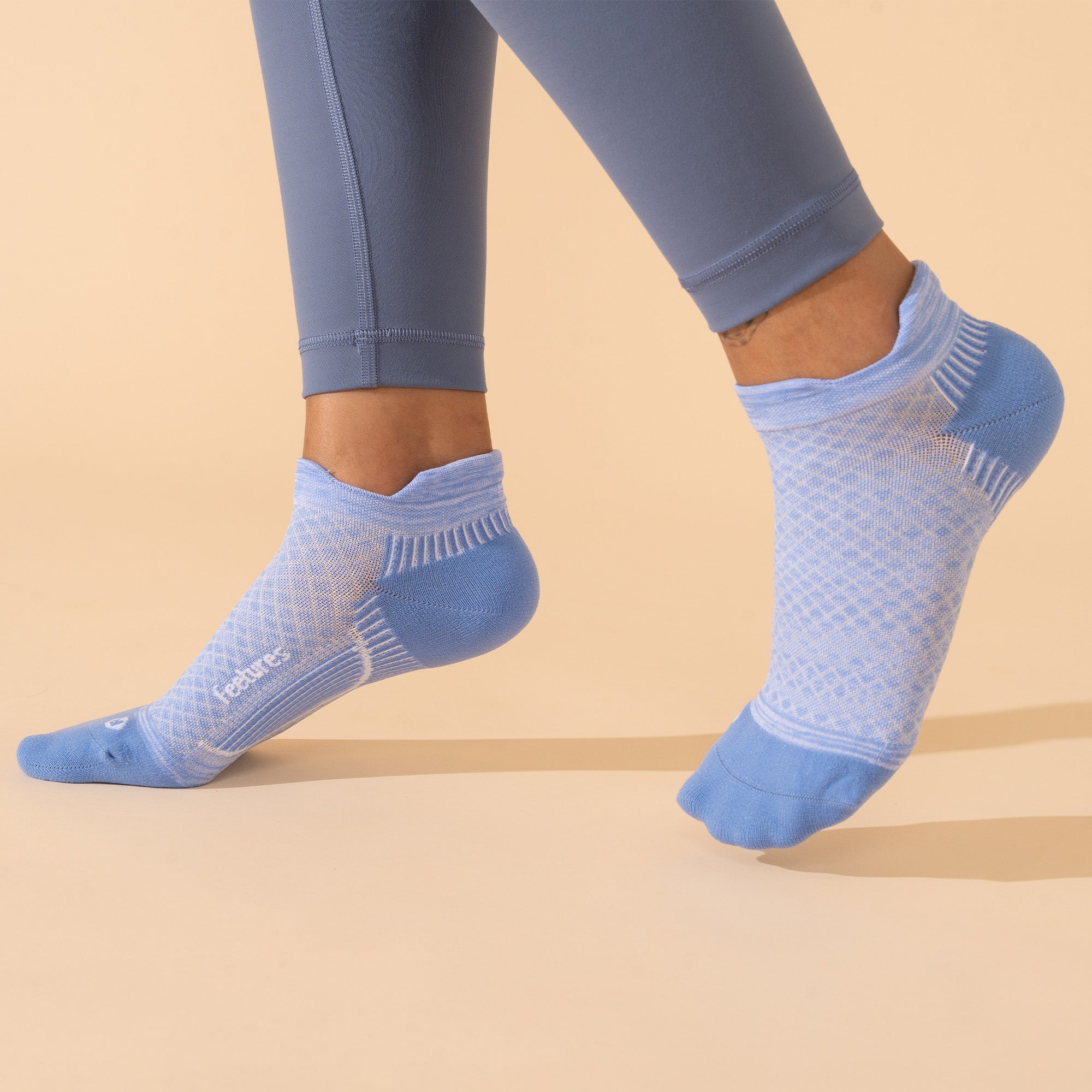 Plantar Fasciitis Relief Socks with Light Cushion & Tab - 3 Pack for Heel Pain & Arch Support - Perfect for Running, Walking & Everyday Comfort