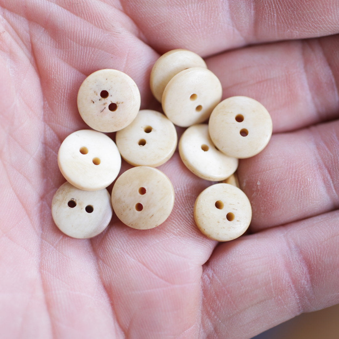 10PCS Natural Bone Buttons for Sewing & Crafts - DIY Clothing, Jackets, Accessories & Home Decor Projects