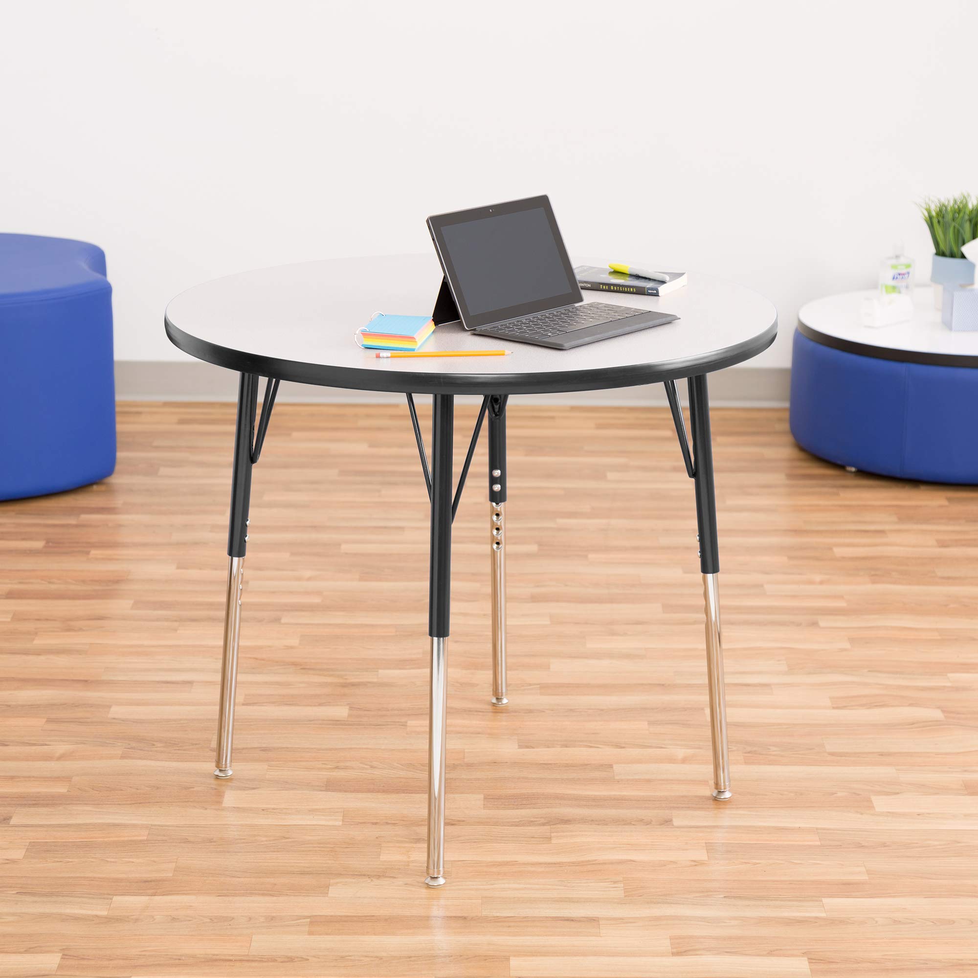 Norwood Adjustable Height Round Activity Table 36
