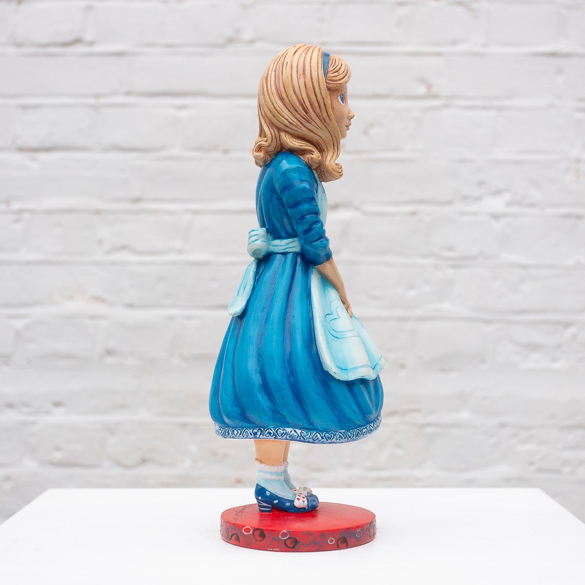 Alice in Wonderland Collectible Sculpture - Limited Edition | Perfect for Home Decor, Gifts & Fantasy Lovers