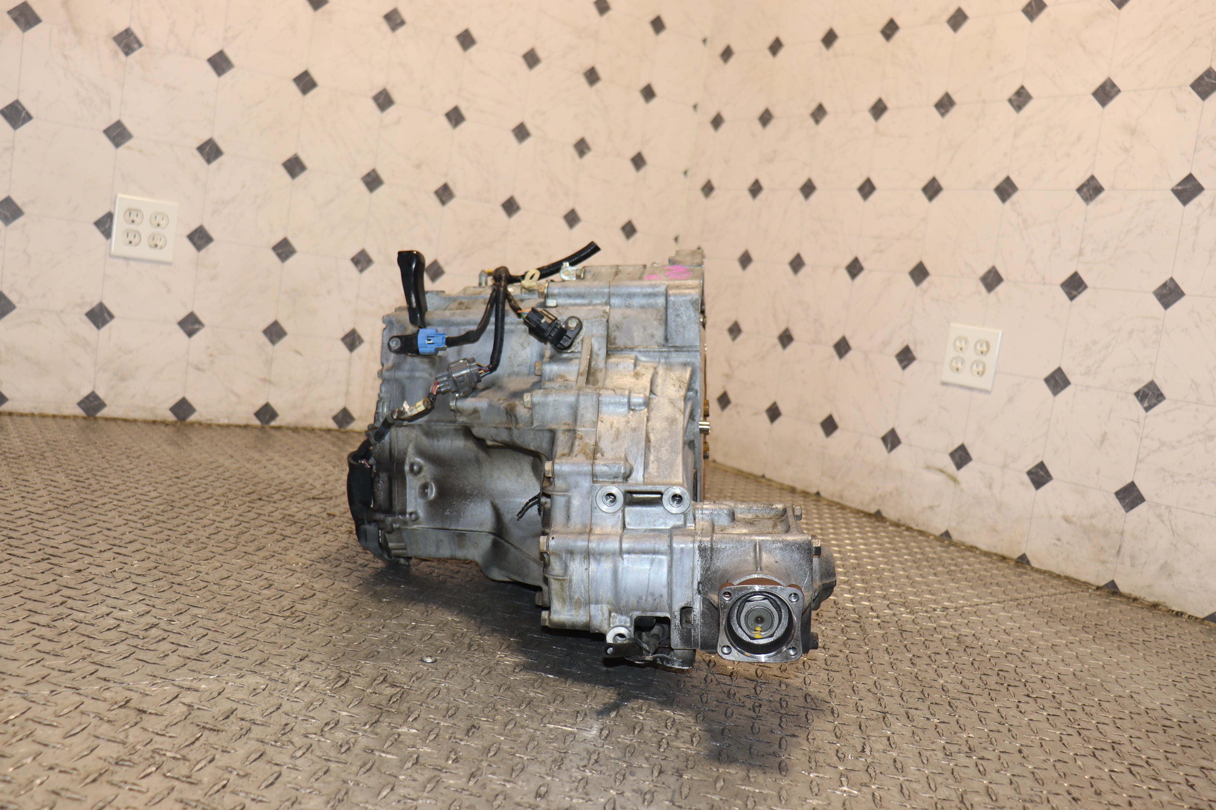 JDM K24A Automatic Transmission 4WD 4 Speed for 2002-2004 Honda CR-V AWD - Perfect for Engine Swap & Performance Upgrades