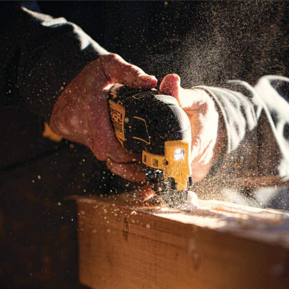 DEWALT Atomic 20V MAX* Brushless Cordless Oscillating Multi-Tool Kit (Refurbished with Warranty) - DCS354D1 | Perfect for DIY Projects, Home Renovations & Professional Construction Work