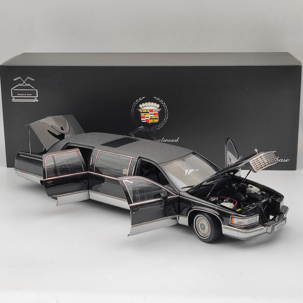 1:18 Scale Cadillac Fleetwood Long Wheelbase Diecast Model Car - Collectible Toy, Perfect Gift for Car Enthusiasts & Display for Home/Office Decor