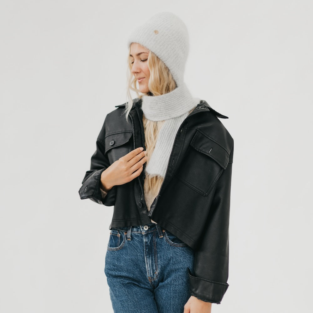 Joy Dynamic Scarf and Beanie Set - Soft Winter Accessories for Women & Men - Perfect for Skiing, Snowboarding & Outdoor Activities