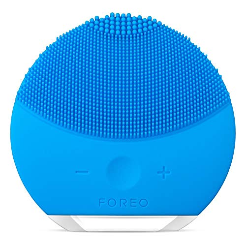 FOREO LUNA mini 2 Facial Cleansing Brush - Ultra-Hygienic Face Massager for All Skin Types | Deep Cleansing & Exfoliation | Waterproof for Shower Use | Enhances Absorption of Skincare Products | Perfect for Daily Face Care Routine