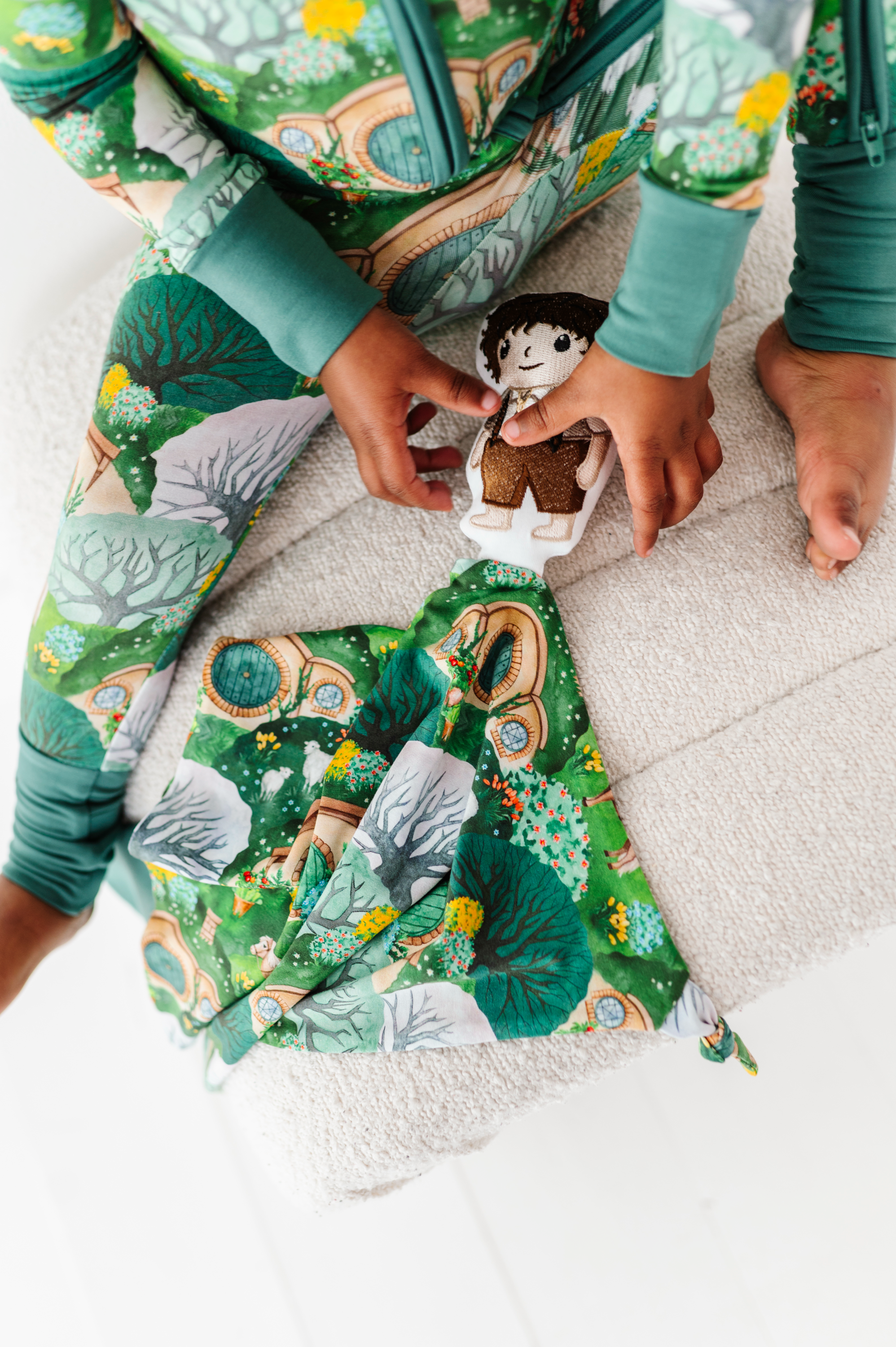 The Shire™ In Bloom Frodo Lovey - Soft Baby Security Blanket for Newborns & Toddlers - Perfect for Cuddling, Naptime & Comfort