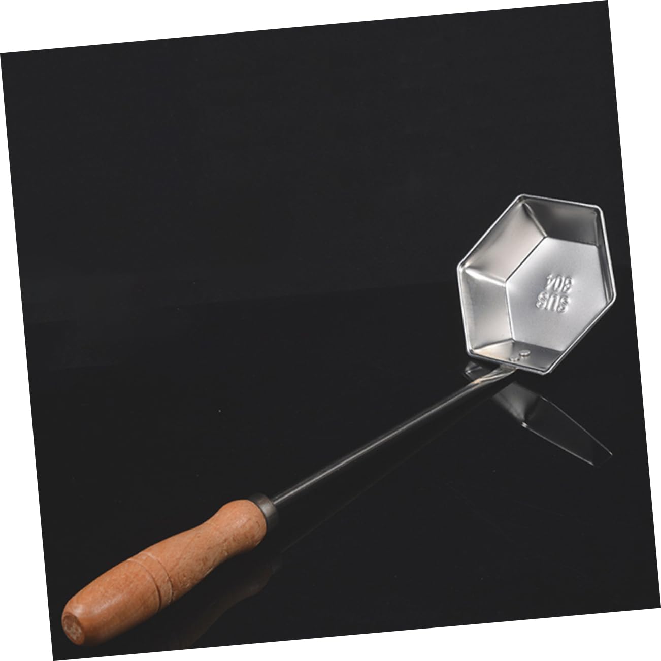 POPETPOP Stainless Steel Frying Spoon - Nonstick Flat Pancake & Pastry Turner with Wooden Handle - Perfect for Home & Restaurant Cooking - Ideal for Flipping Pancakes, Eggs & Burgers