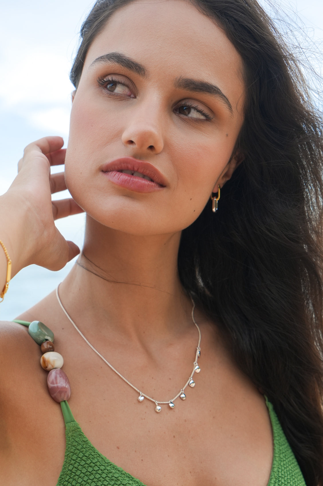 Stylish Multi Pebble Necklace for Women - Elegant Natural Stone Beaded Jewelry - Perfect for Casual Wear, Boho Outfits, and Gift Giving