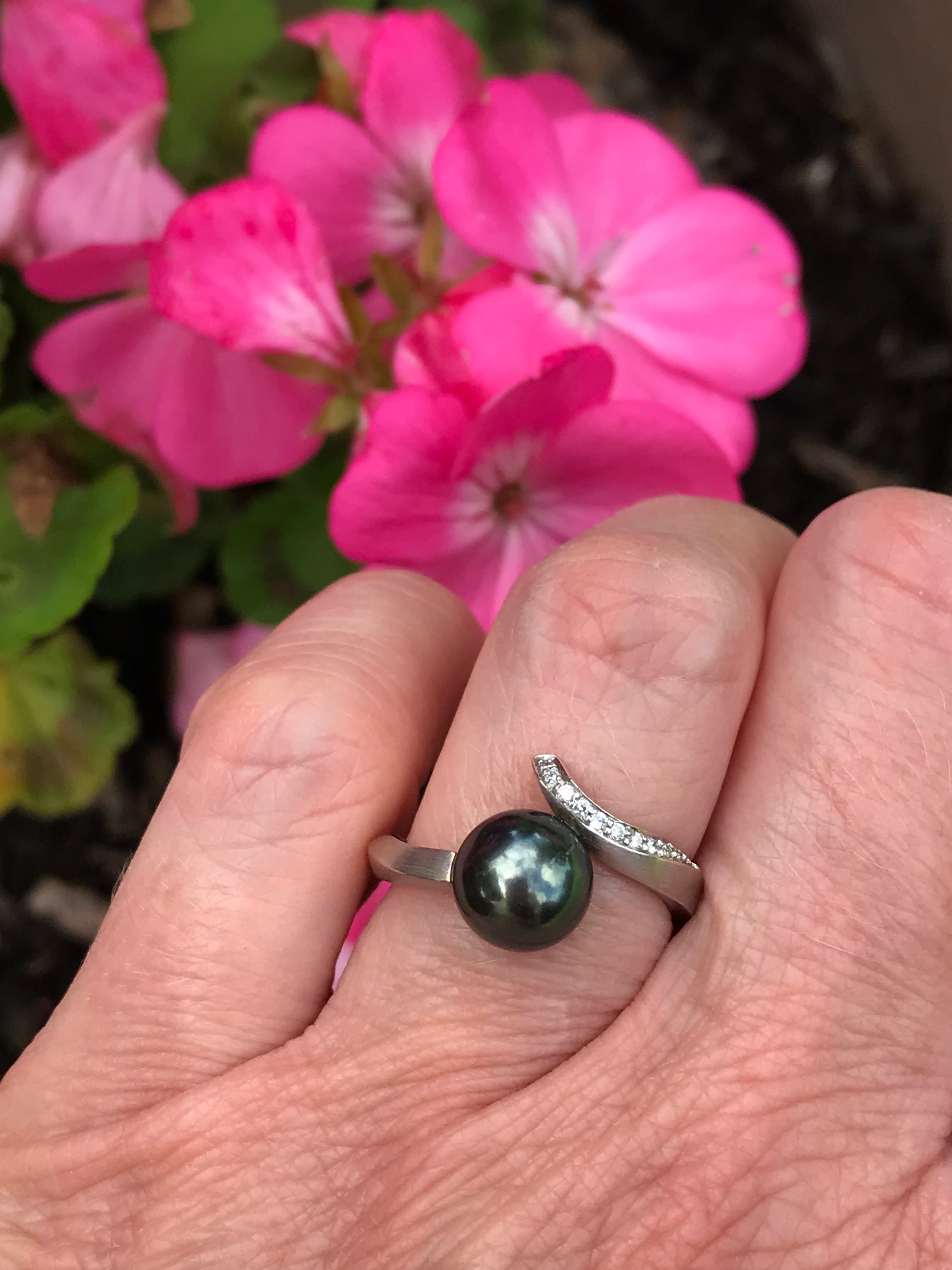 18K White Gold Tahitian Pearl & Diamond Curl Ring - Size M 1/2 | Elegant Wedding Band, Anniversary Gift for Her, Bridal Jewelry