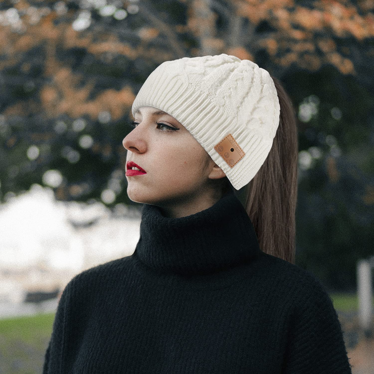 Wireless Bluetooth Beanie Hat with Built-in Headphones - Double Fleece Lined Winter Hat for Men & Women - Perfect Tech Gift for Teens & Adults (White) | Great for Skiing, Running, Commuting & Outdoor Activities
