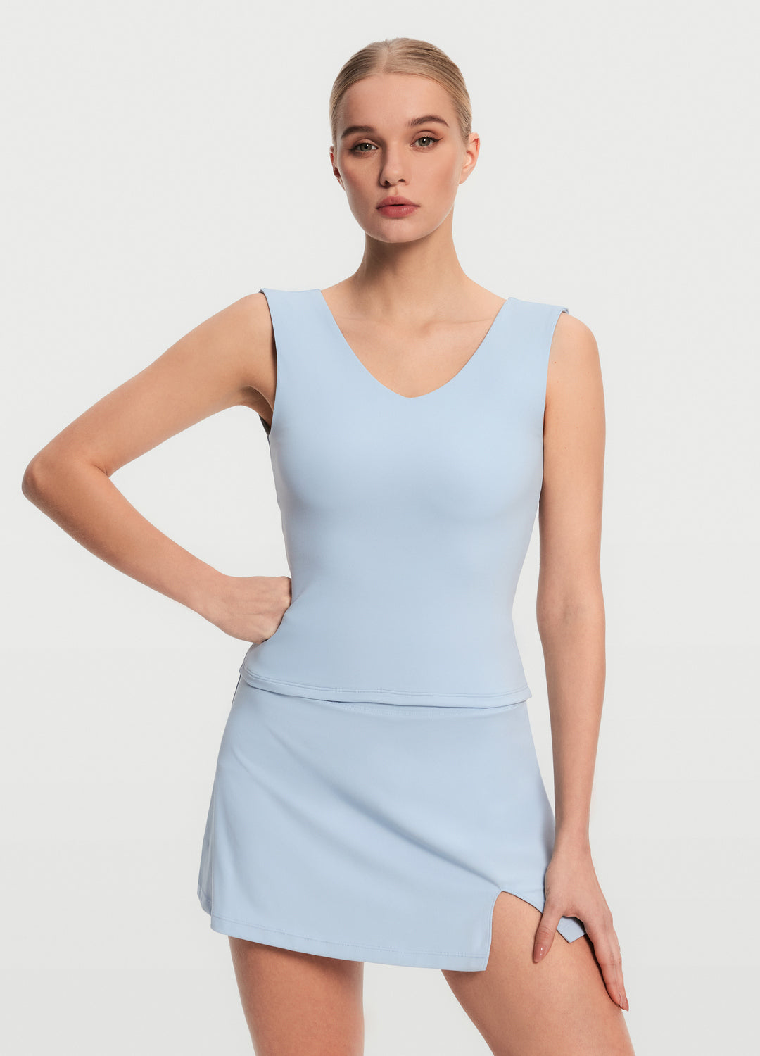 Open Back V Neck Top for Women - Sexy Sleeveless Summer Blouse - Perfect for Beach, Party & Date Night