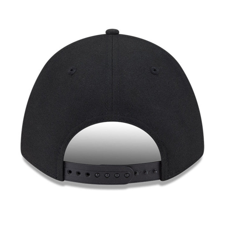 New Era 9Forty M Crown A Frame New York Yankees Snapback Hat - Black & White Adjustable Baseball Cap for Men & Women - Perfect for Baseball Games, Streetwear Fashion & Sports Fans