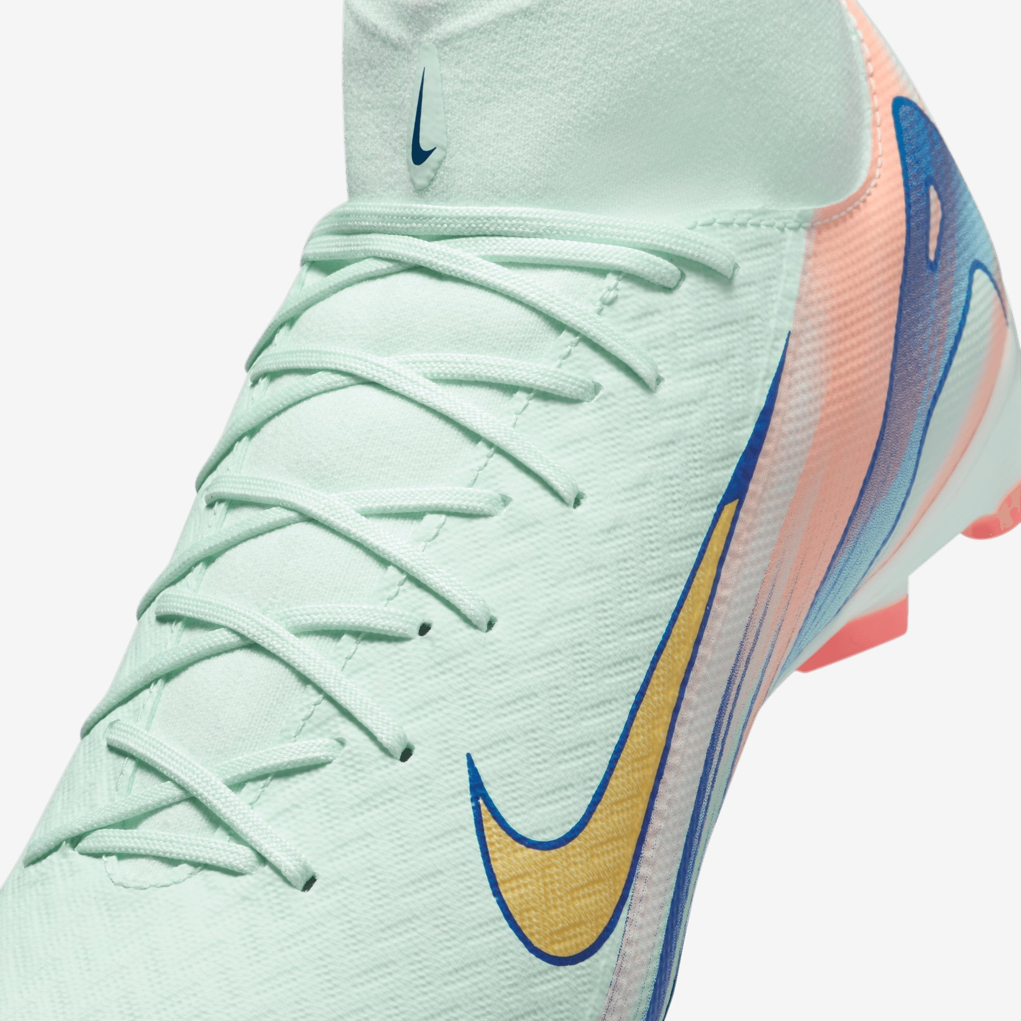 Nike Superfly 10 Academy Mercurial Dream Speed Soccer Cleats - Lightweight Football Shoes for Men & Women - Perfect for Turf, Artificial Grass & Indoor Soccer Games