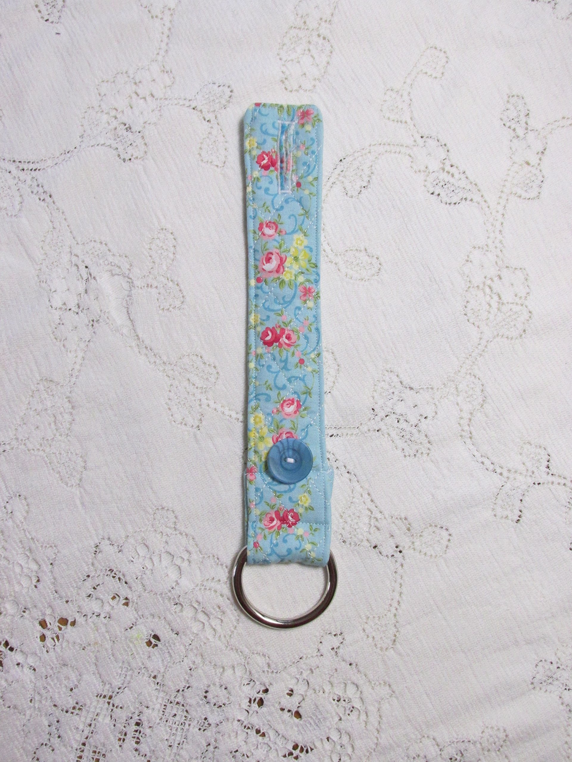 Shabby Chic Blue Roses Quilted Kitchen Towel Holder - Heavy Duty D-Ring Hanger for Dish Towels & Oven Mitts - Rustic Farmhouse Decor for Kitchen & Bathroom Organization