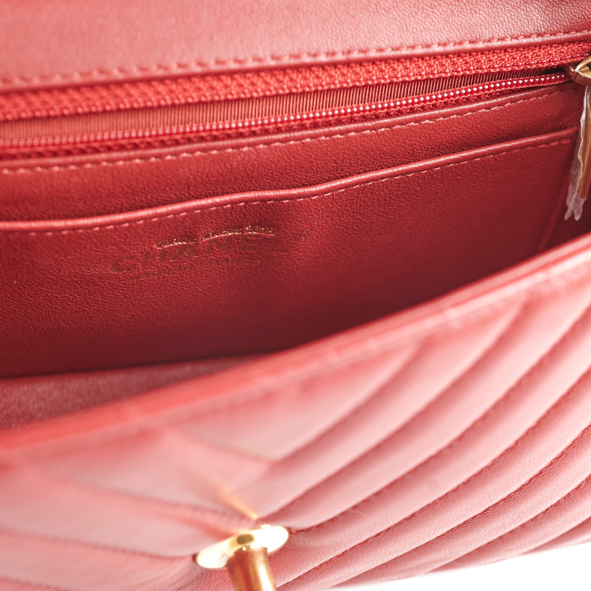 Chanel Mini Rectangular Chevron Lambskin Red 21 Series Handbag - Luxury Designer Crossbody Bag for Women, Perfect for Parties, Date Nights & Special Occasions