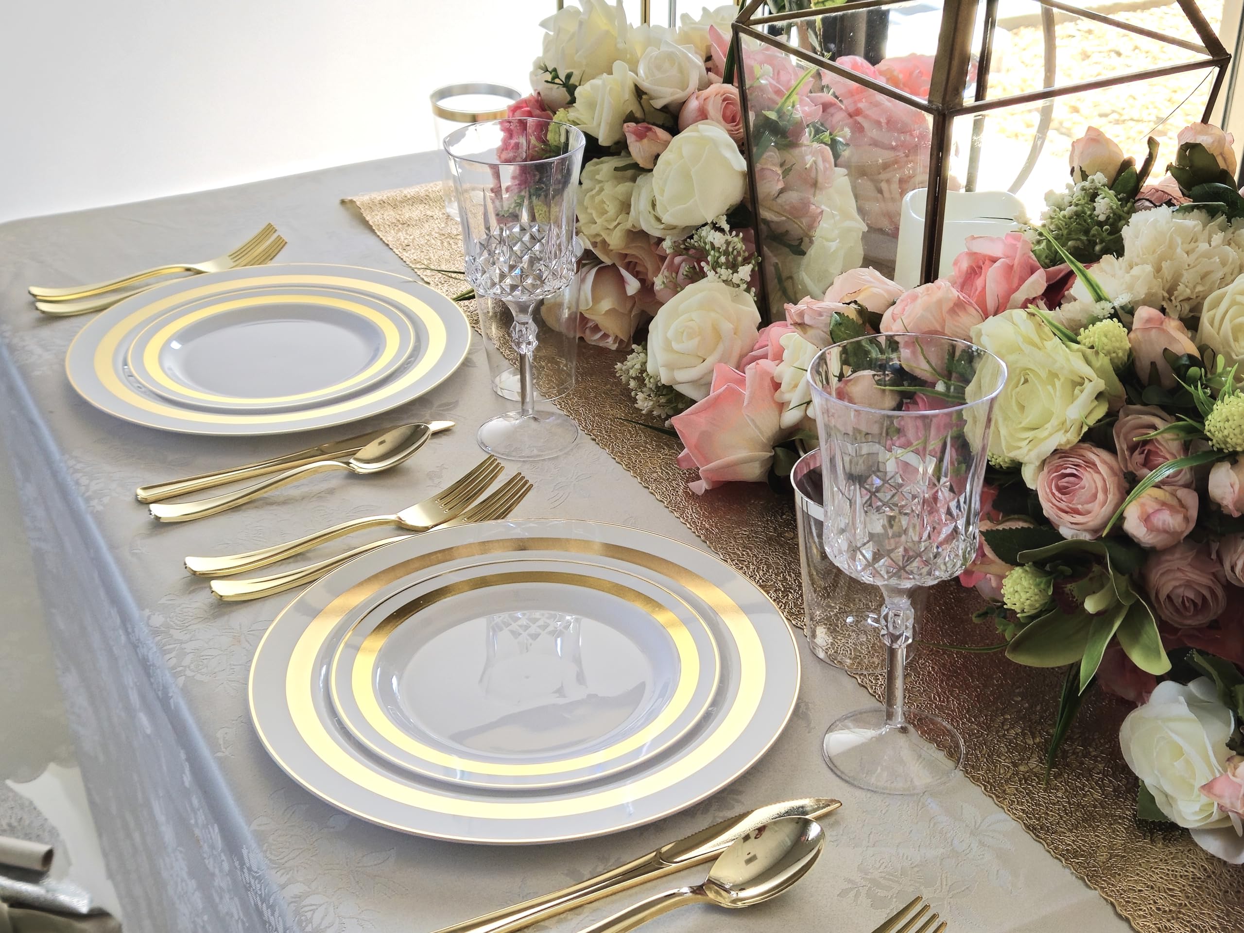 60-Pack Heavyweight Disposable Plastic Plates for Weddings & Parties - 10.5 Inch Elegant Dinner Plates in Soleil White & Gold - Perfect for Bridal Showers, Birthday Celebrations & Catering Events