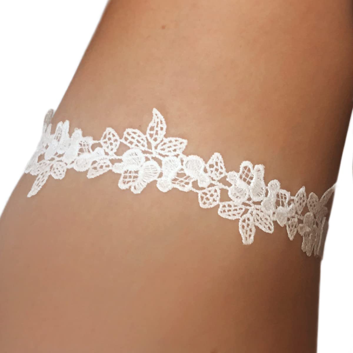 Elegant White Lace Bridal Garter Belt - Wedding Lingerie for Women, Perfect Gift for Bride & Wedding Party Accessories - Ideal for Bridal Showers, Bachelorette Parties & Honeymoon Nights