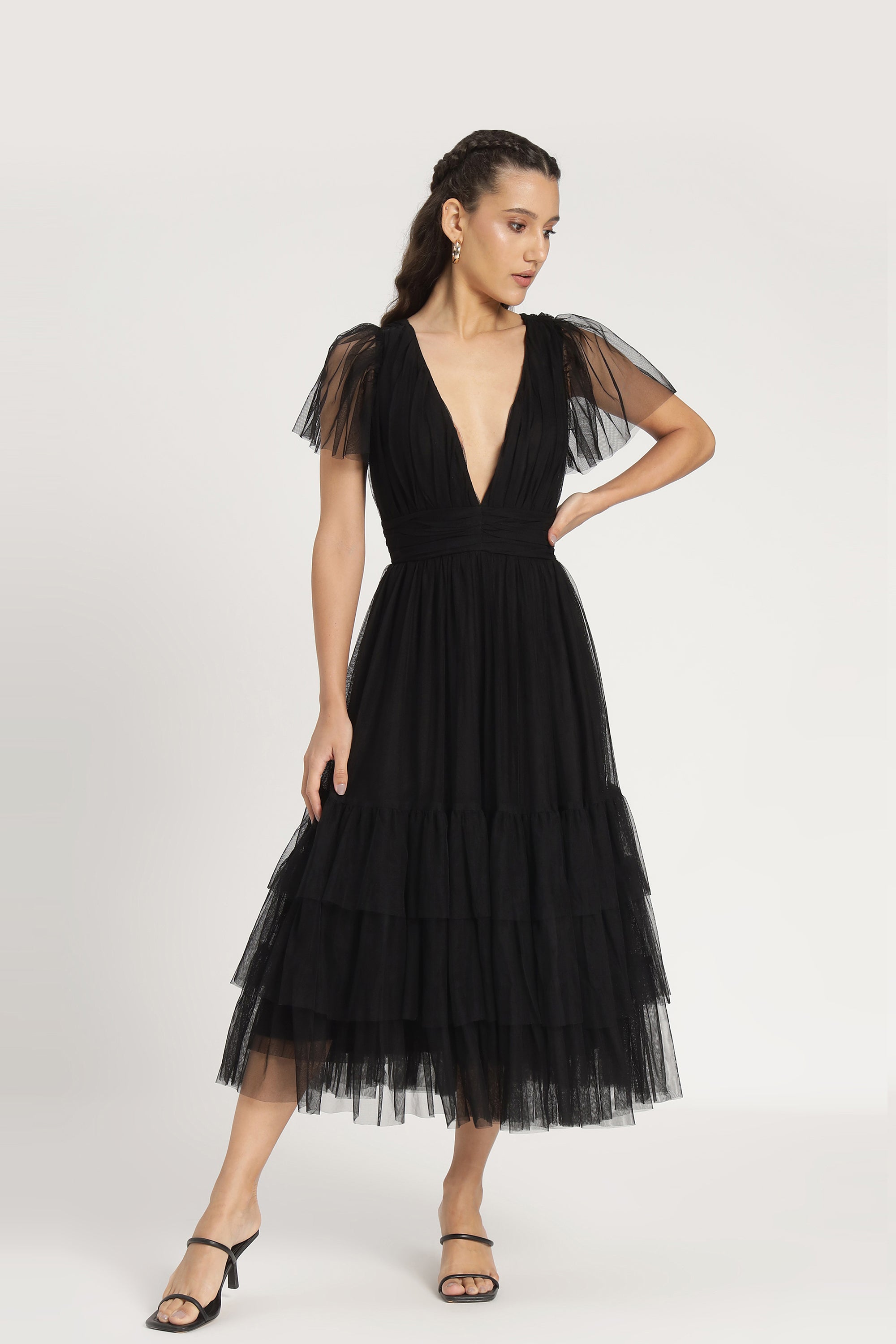 Elegant Madison Black Tulle Bridesmaid Midi Dress for Weddings, Parties & Formal Events - Flowy A-Line Skirt & Comfortable Fit