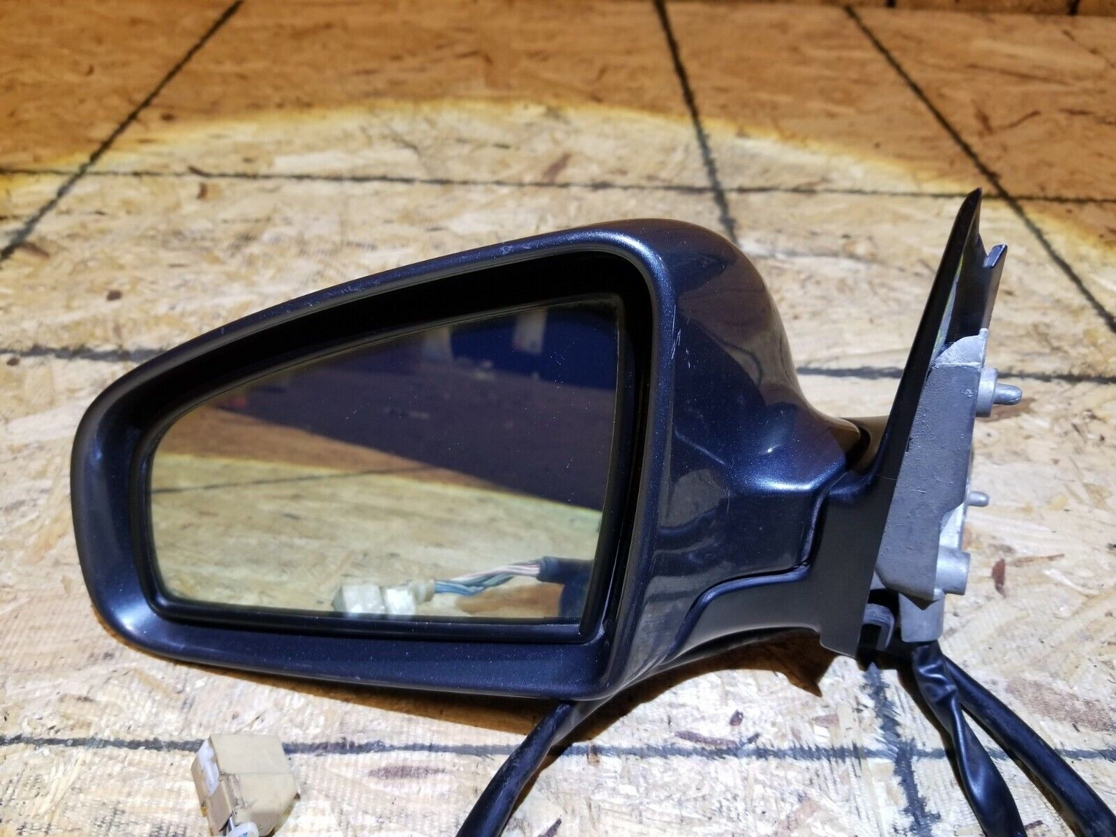 2002-2008 Audi A4 Left Driver Side Door Mirror OEM Replacement Part #106 - Perfect for Car Repair & Maintenance