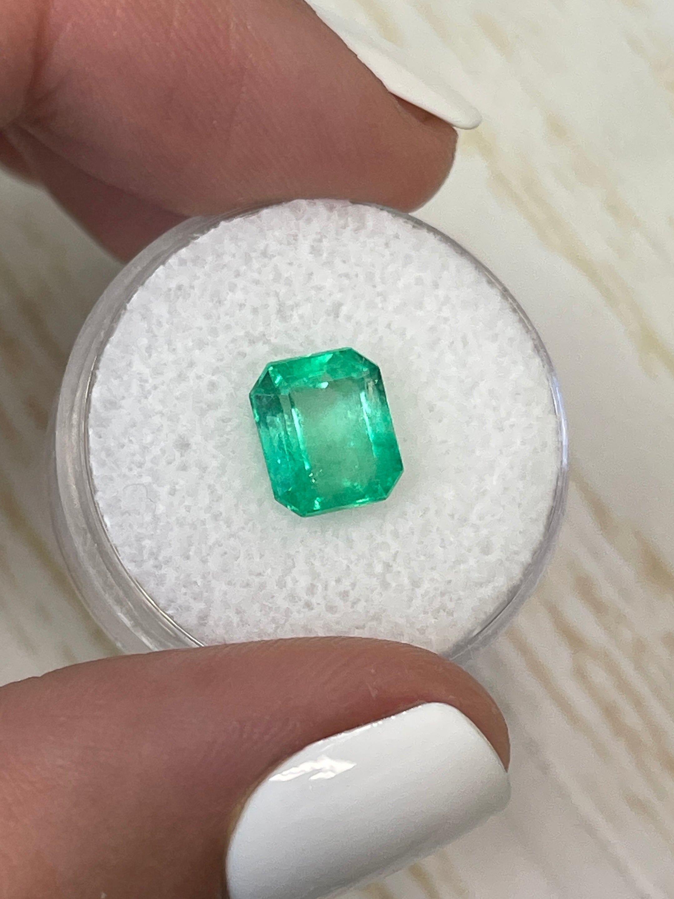 2.91 Carat Yellowish Green Natural Loose Colombian Emerald - Emerald Cut Gemstone for Jewelry Making, Engagement Rings & Luxury Gifts