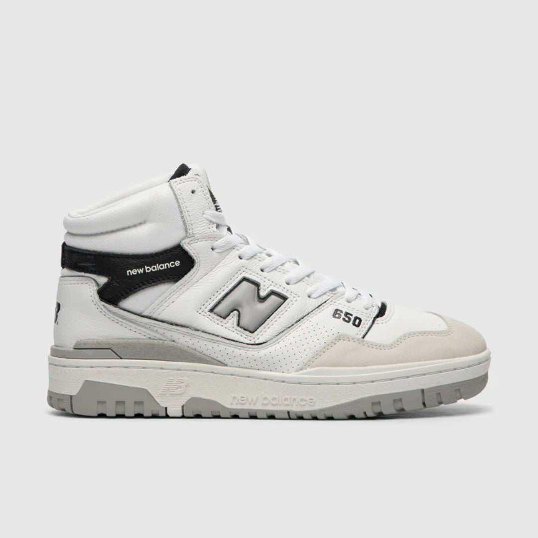 650R Sneaker - White & Black Men's Running Shoes for Gym, Workout & Casual Wear | Lightweight & Comfortable Athletic Sneakers