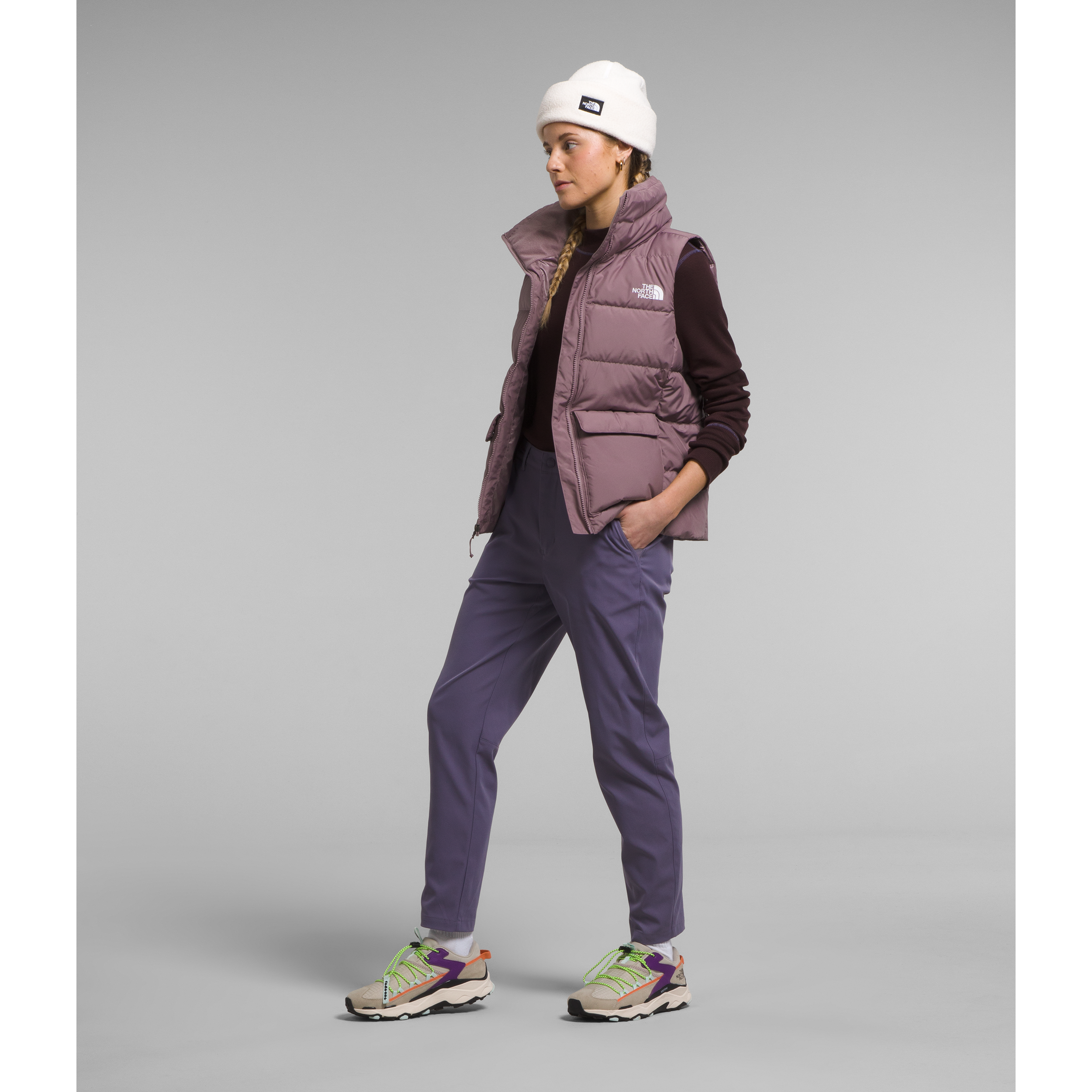 The North Face Women's Gotham Vest - Lightweight Down Puffer Jacket in Fawn Grey for Outdoor Hiking & Winter Fashion