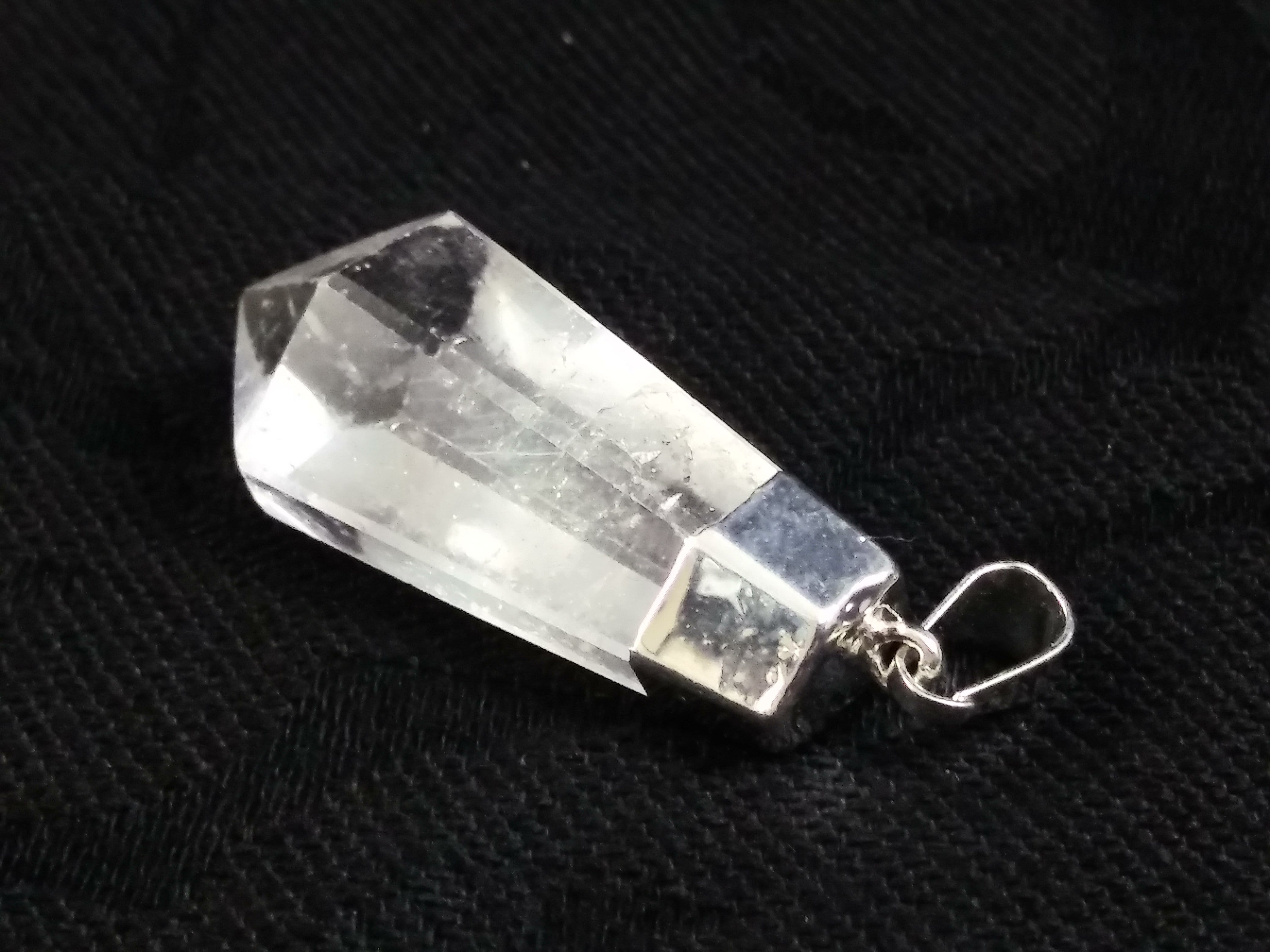 Natural Clear Quartz Crystal Point Pendant Necklace - Healing Stone Jewelry for Meditation, Energy Cleansing & Spiritual Protection