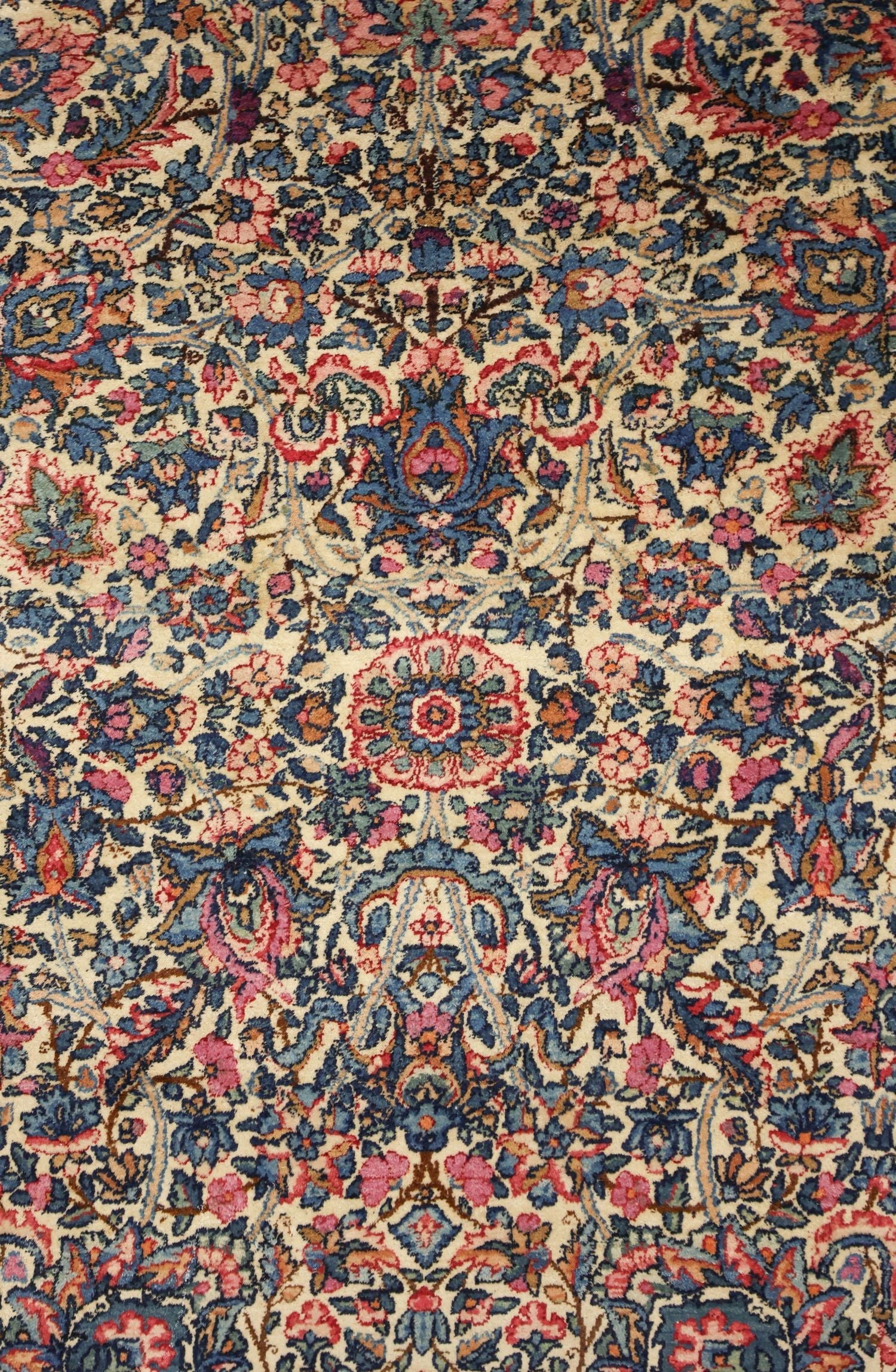 Antique Kerman Handwoven Traditional Persian Rug - J76439 - Perfect for Living Room, Bedroom & Office Decor