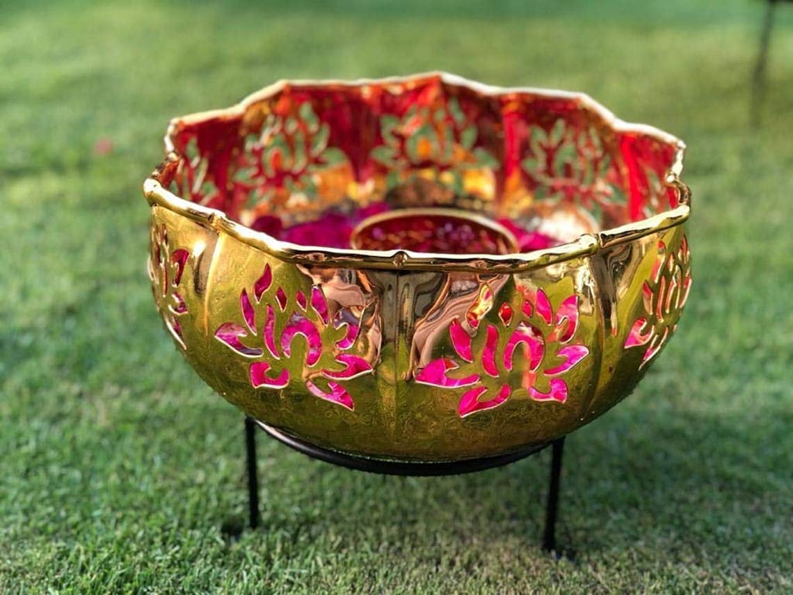 Iron Lotus Urli Pot - Floating Flower & Candle Holder Set of 13 Pieces (14/12/10 with Stand, 7 Votives, 3.5