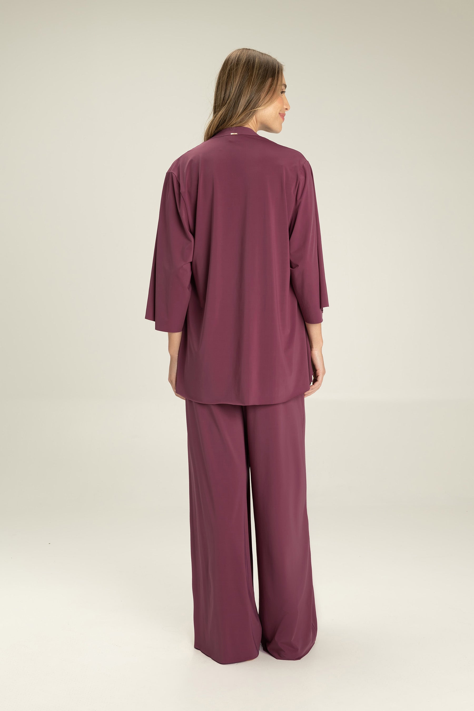 Stylish Wide Kimono Robe for Women - Soft & Comfortable Japanese Loungewear - Perfect for Spa, Yoga, and Relaxation at Home