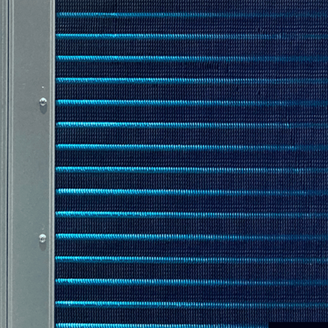 Blizzard SN 700P Commercial Ice Maker - High Capacity Air Cooled Ice Machine for Restaurants, Bars & Catering - Energy Efficient with 700Lbs Daily Production
