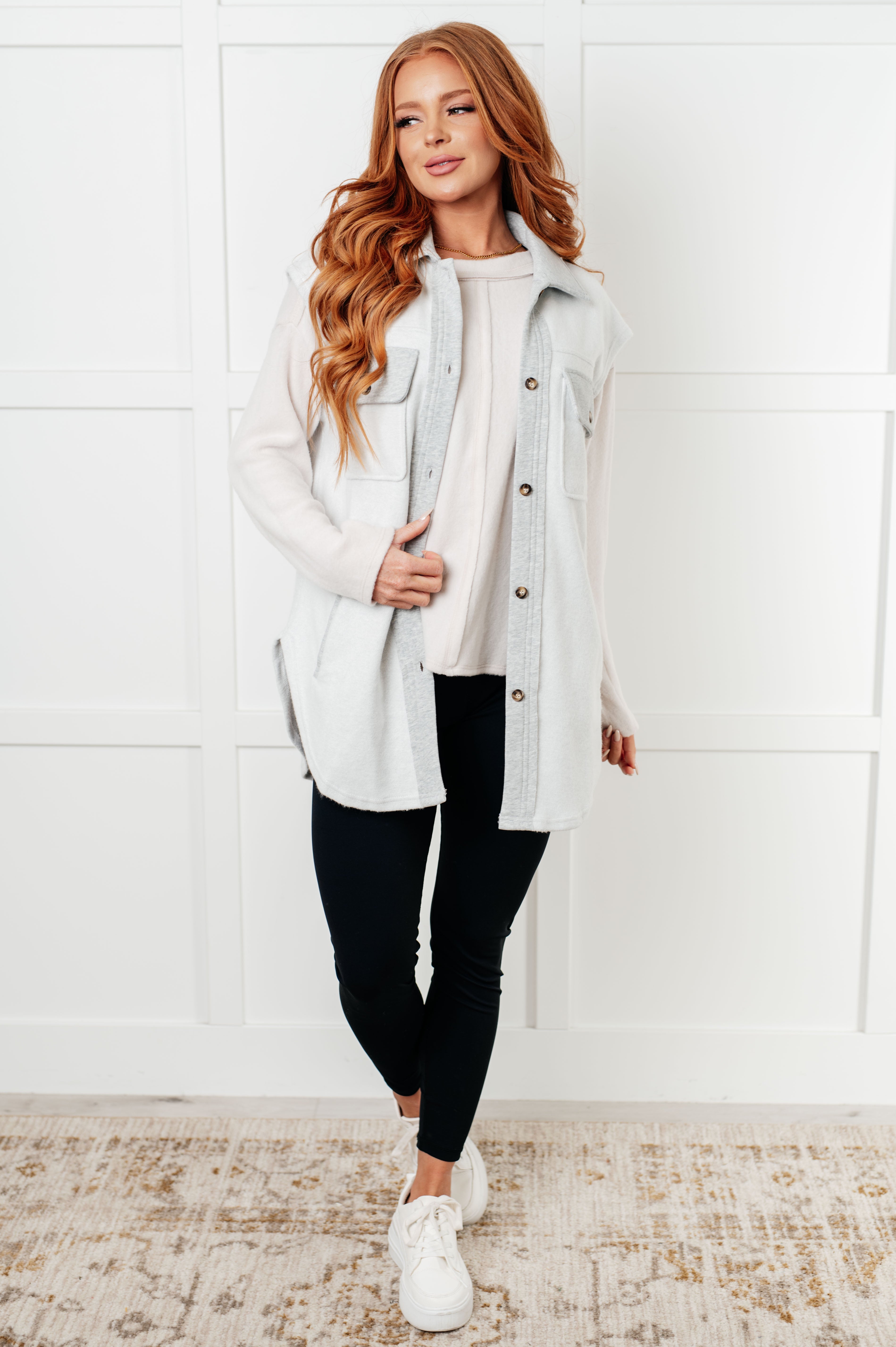 Stylish Sleeveless Shacket for Women - Lightweight Summer Jacket with Pockets | Perfect for Casual Outings, Beach Cover-Up & Layering
