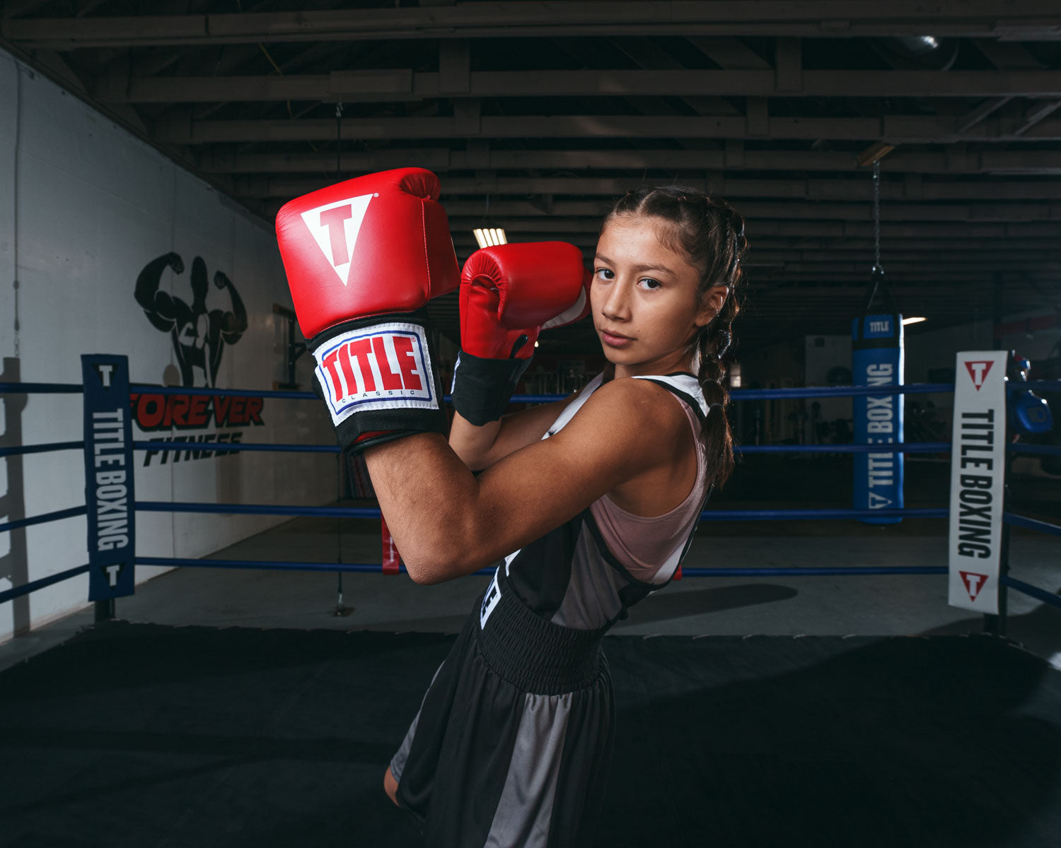 TITLE Boxing Striker Amateur Boxing Set - Heavy Bag Gloves & Hand Wraps for Training, Fitness & MMA | Perfect for Home Gym, Boxing Practice & Cardio Workouts
