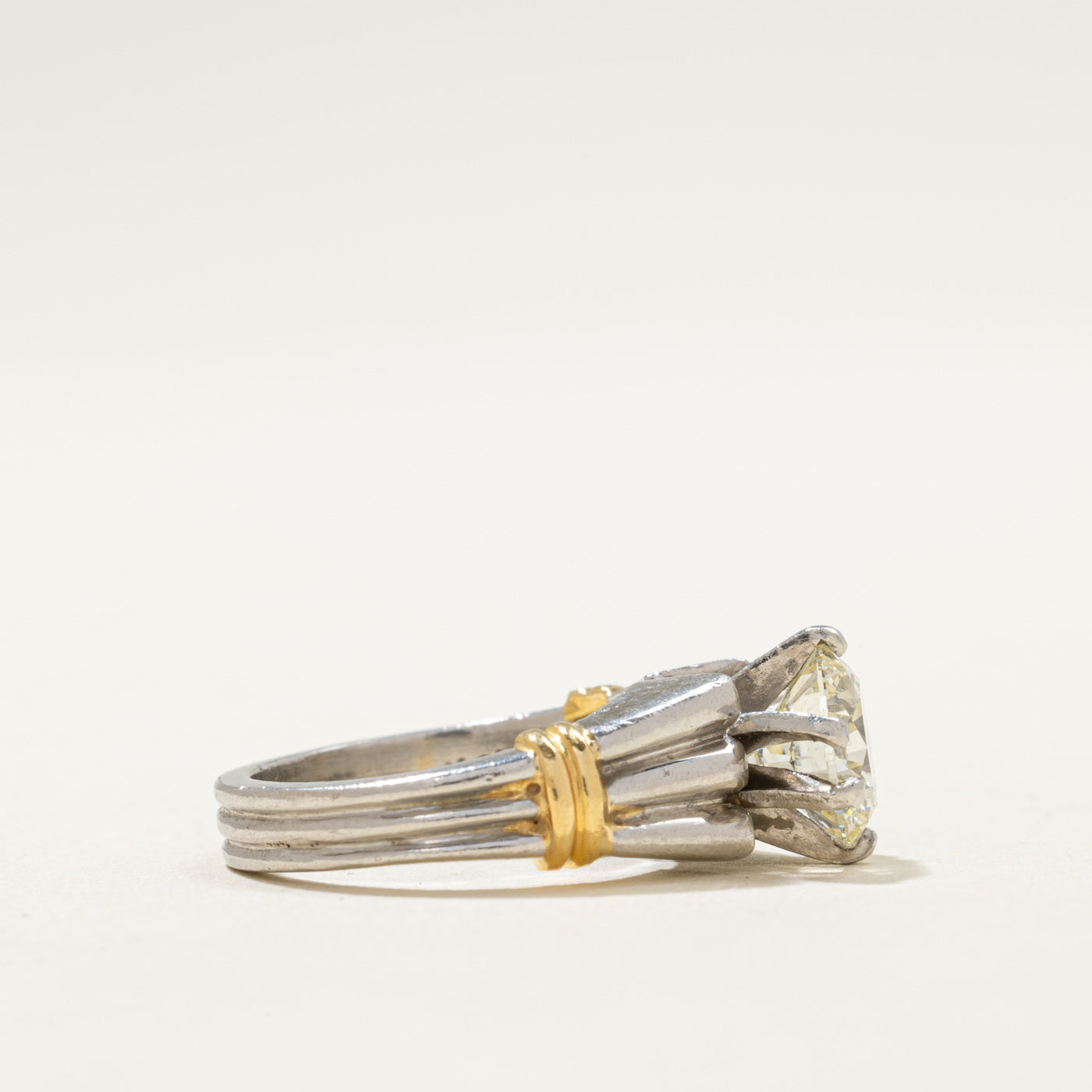 1.55ct Solitaire Diamond Engagement Ring - VVS2 Clarity, J/K Color, Size 4 - Perfect for Proposals, Weddings & Anniversary Gifts
