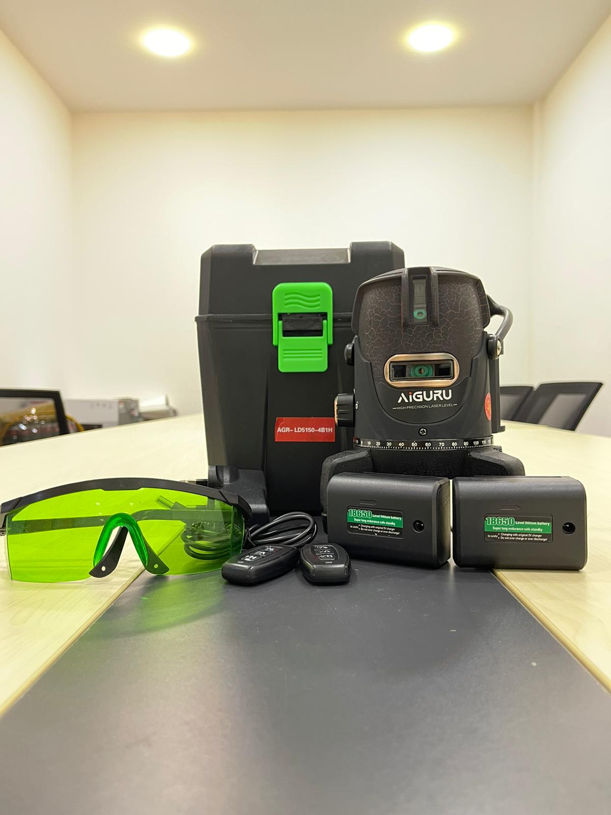 Aiguru LD5150 4B1H Self-Leveling Green Laser Level with Remote Control - 360° Cross Line Laser for Construction, Floor Tiling, Wall Alignment & DIY Projects | Model LASER AGR LD5150 4B1H