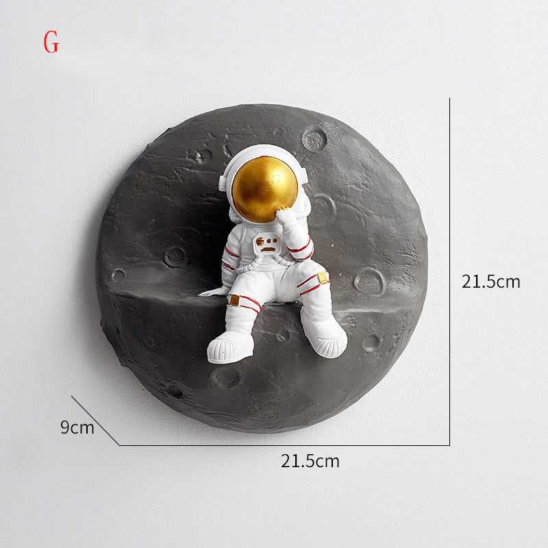 Kids Astronaut Wall Shelf Decor - Space Themed Floating Shelves for Bedroom & Playroom - Perfect for Organizing Toys, Books & Displaying Collectibles