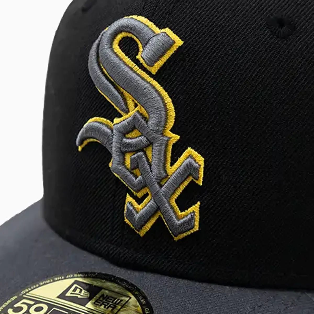 Chicago White Sox MLB 59FIFTY Fitted Hat - Official New Era Baseball Cap for Men, Adjustable Snapback, Stylish Sports Fan Gear for Games, Streetwear & Casual Outfits