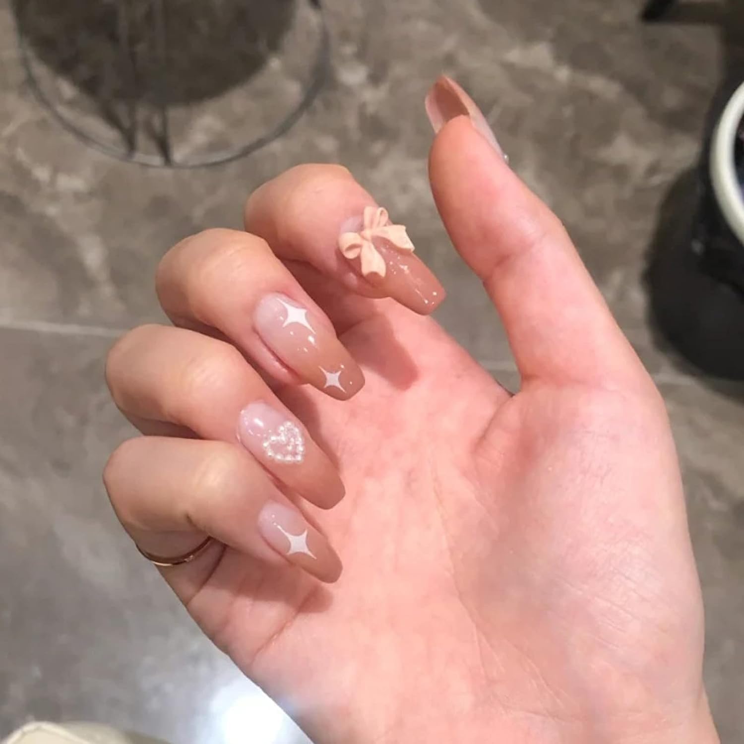 Fashionharbour 24 Reusable Artificial Fake Nails Set - Lightweight & Durable Press On Nails - Easy To Apply Glue-Free False Nails for Parties, Weddings, Holidays & Special Occasions (0lf031) | Perfect for Date Nights, Prom, Bridal Showers & Photo Shoots